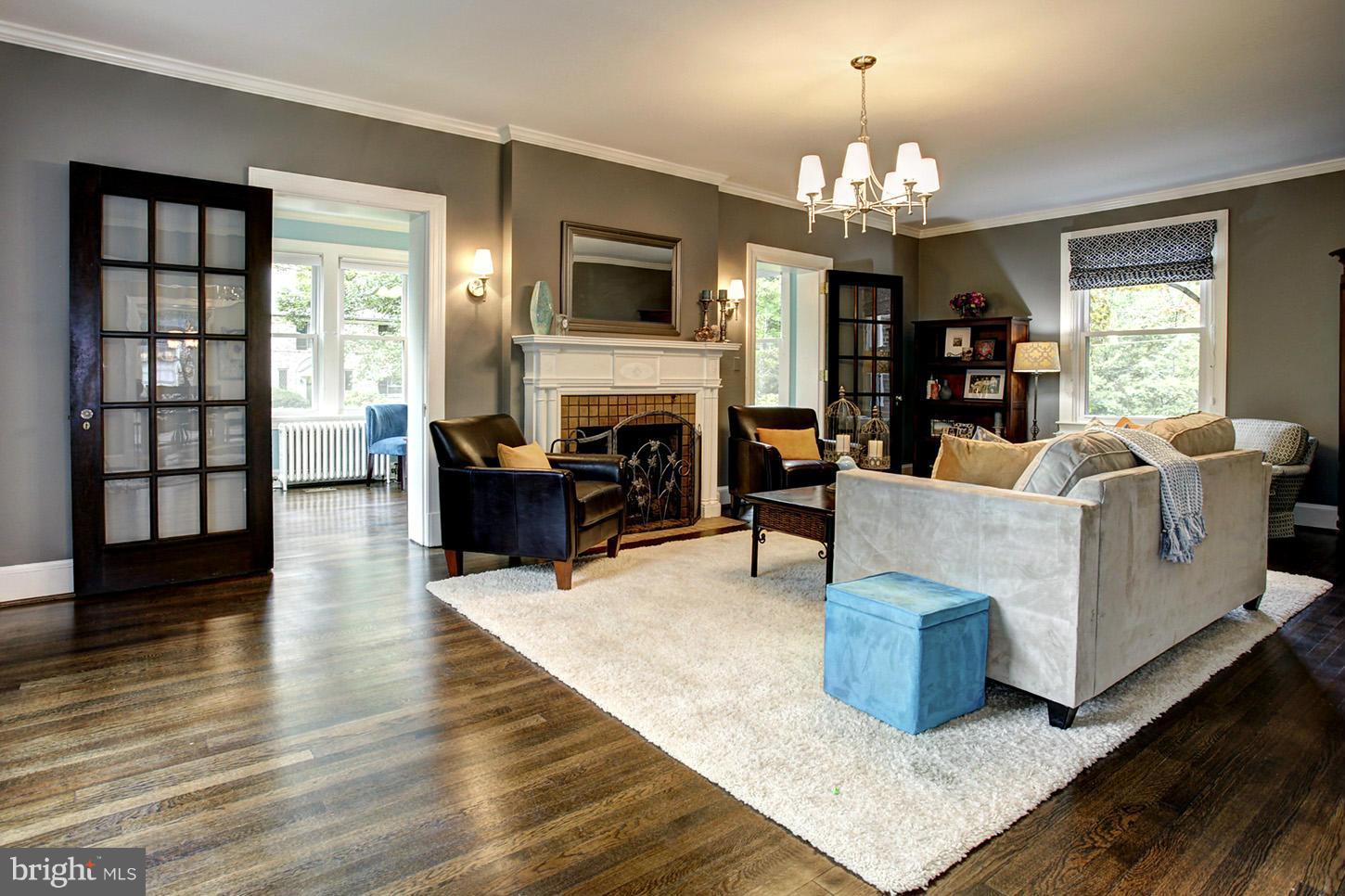 CHEVY CHASE VILLAGE - Residential