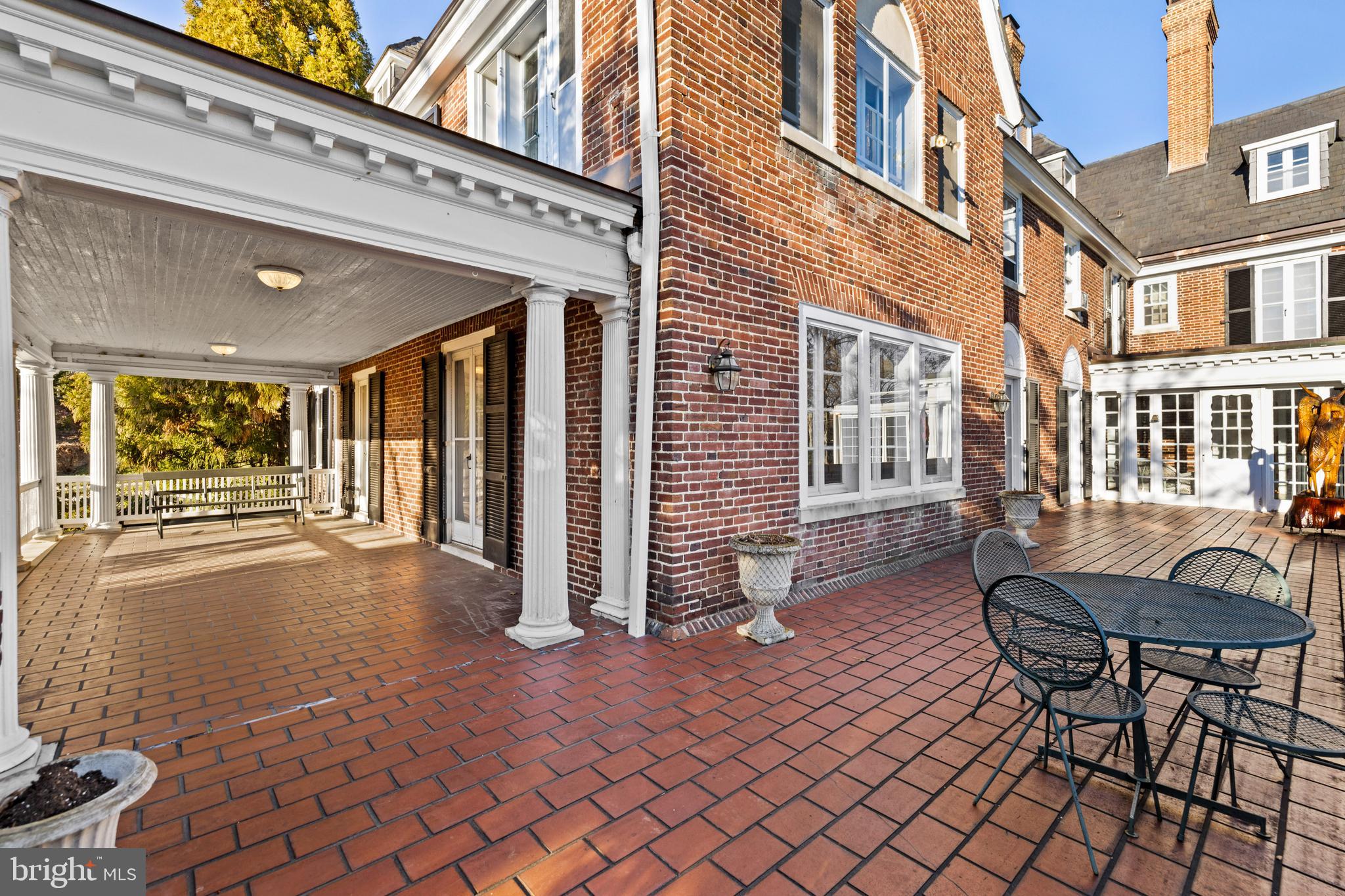 GUILFORD HISTORIC DISTRICT - Residential