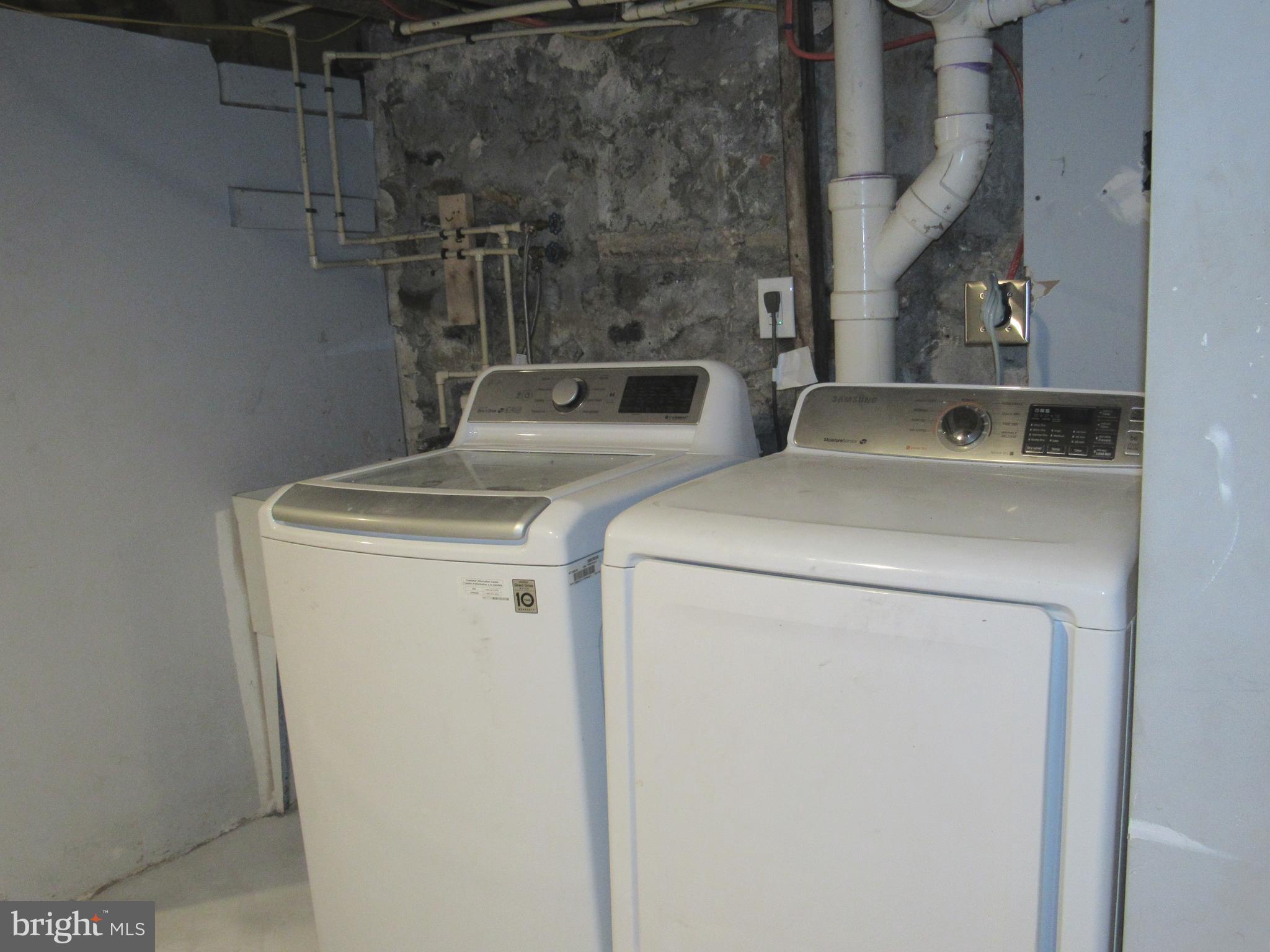 SANDTOWN-WINCHESTER - Residential