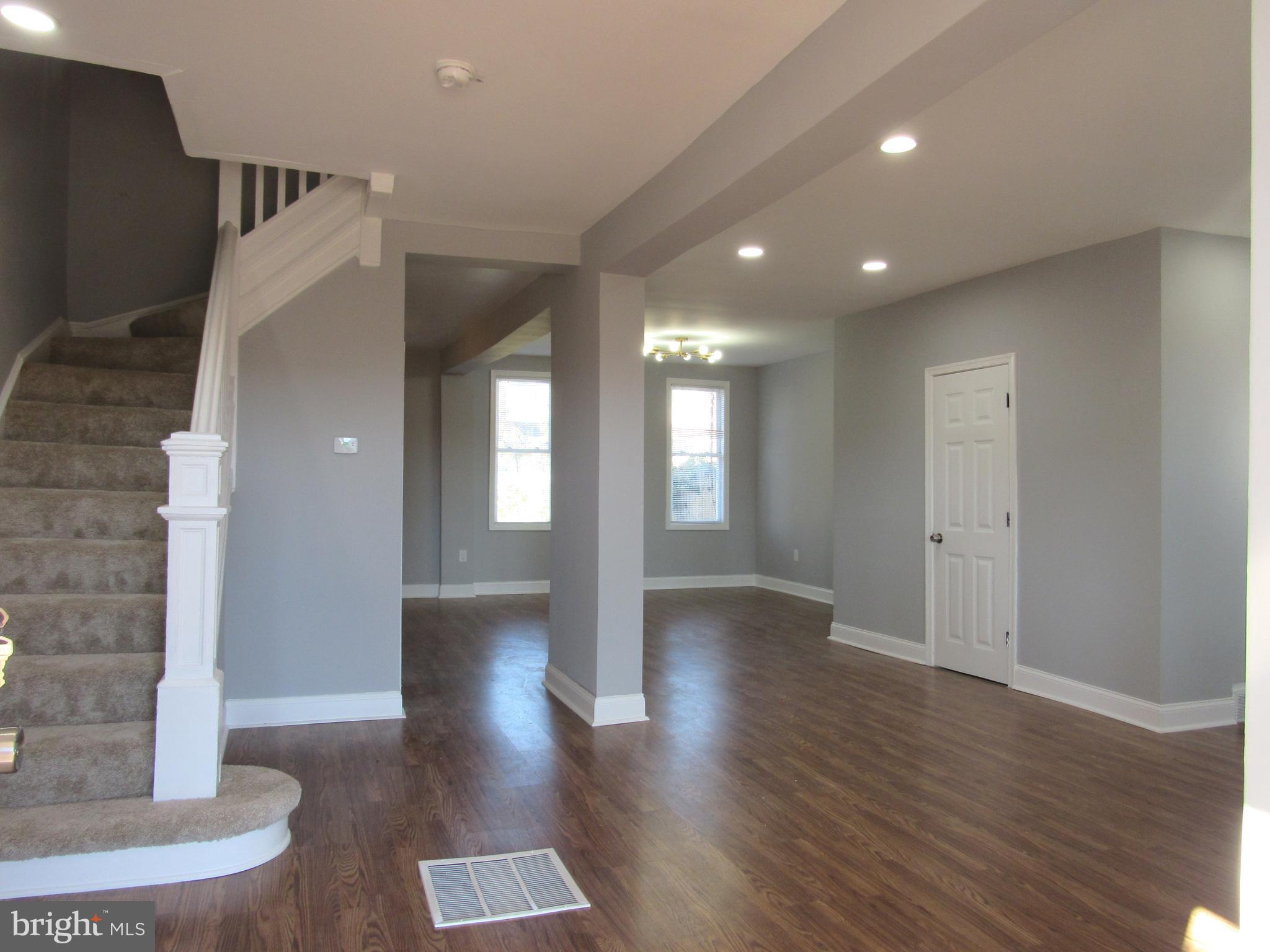 SANDTOWN-WINCHESTER - Residential