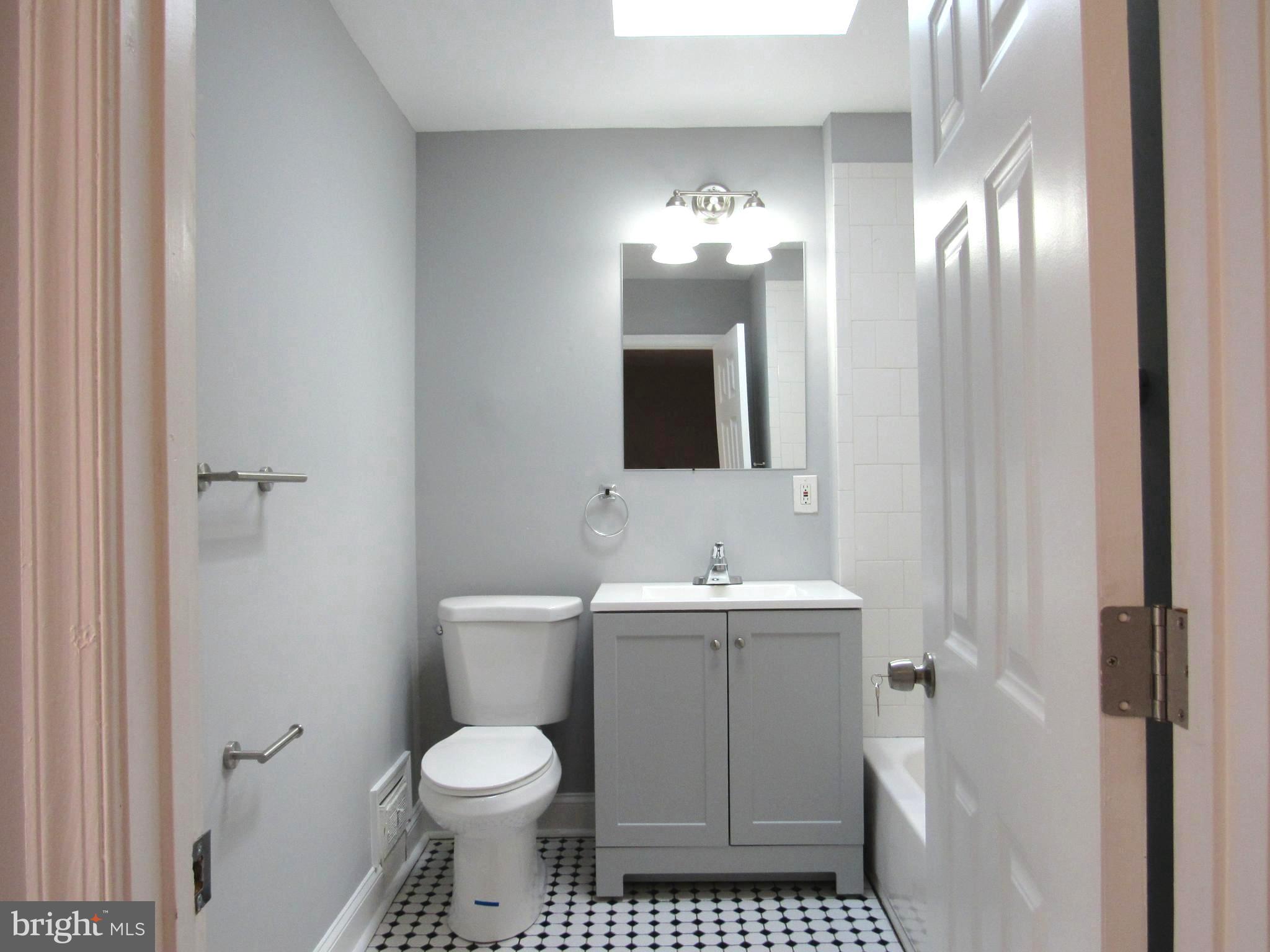 SANDTOWN-WINCHESTER - Residential