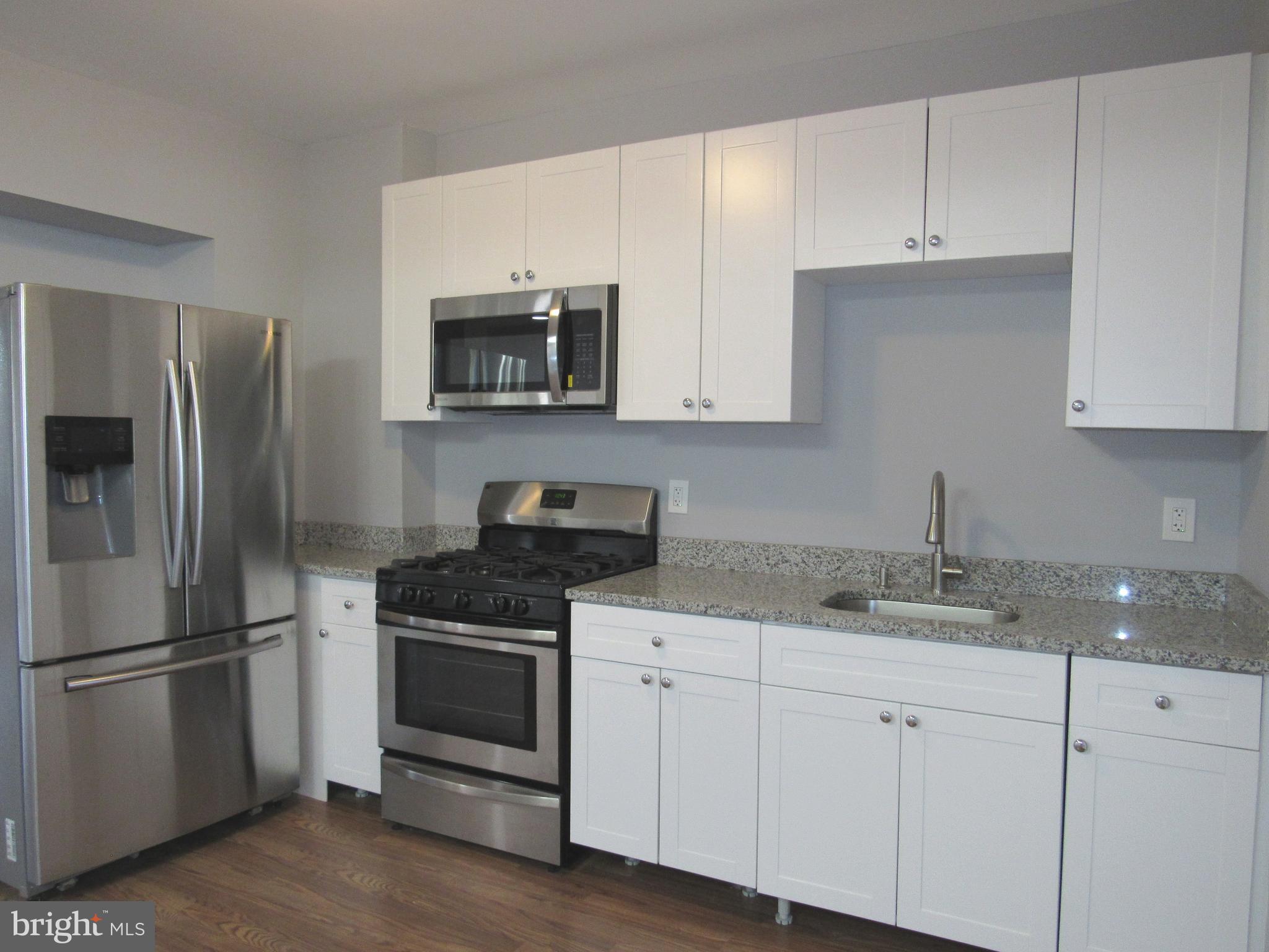 SANDTOWN-WINCHESTER - Residential