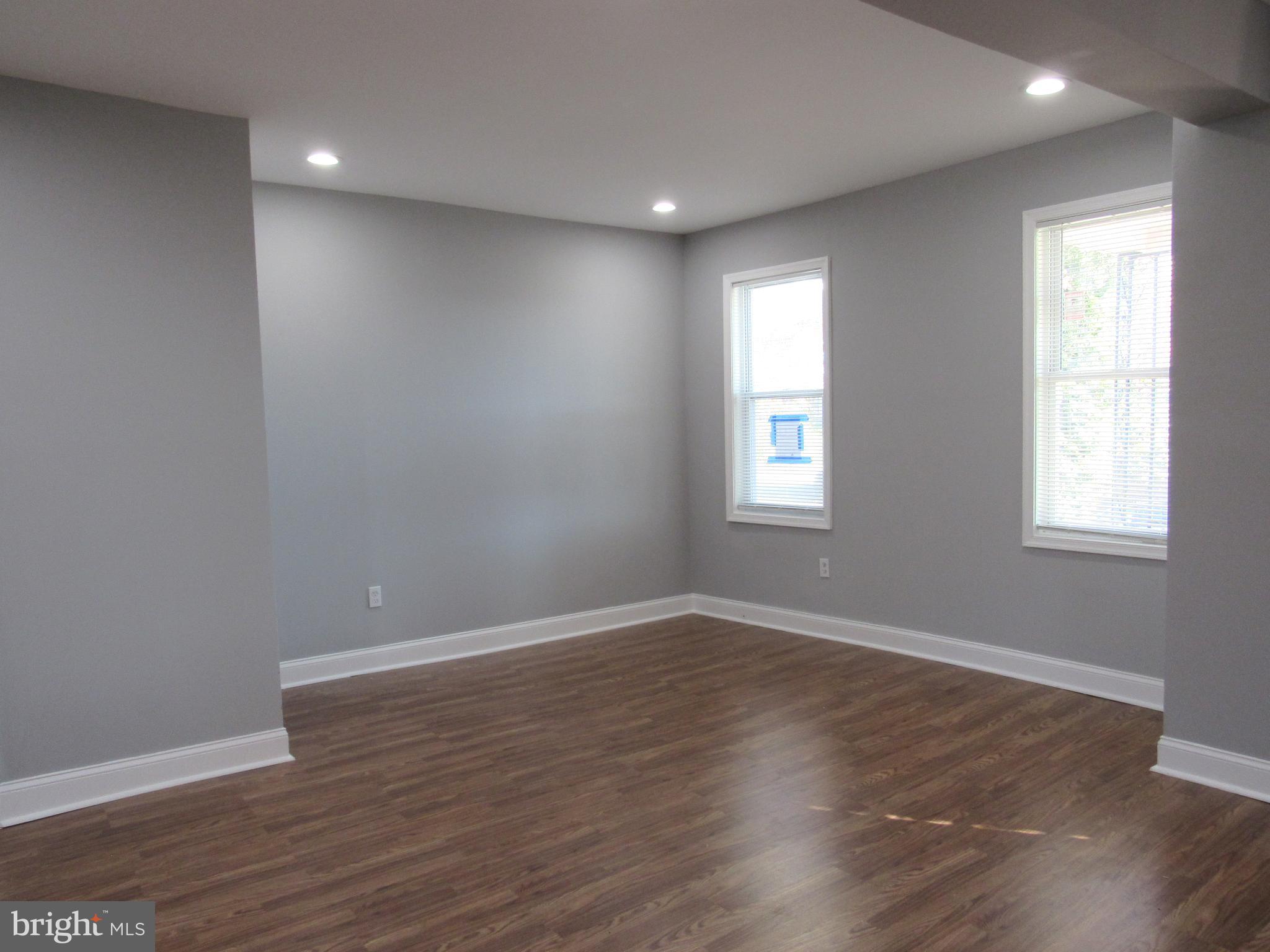 SANDTOWN-WINCHESTER - Residential