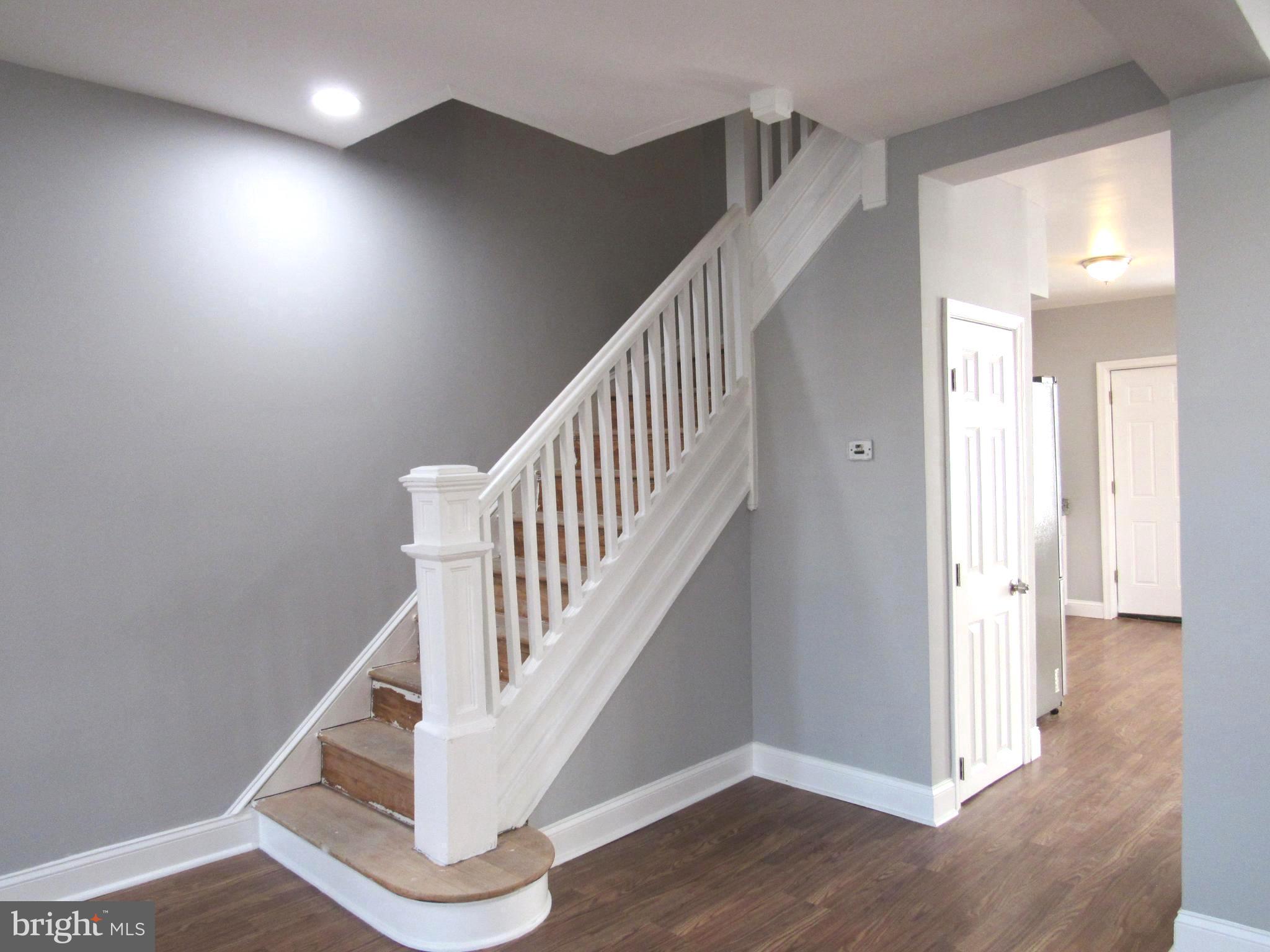 SANDTOWN-WINCHESTER - Residential