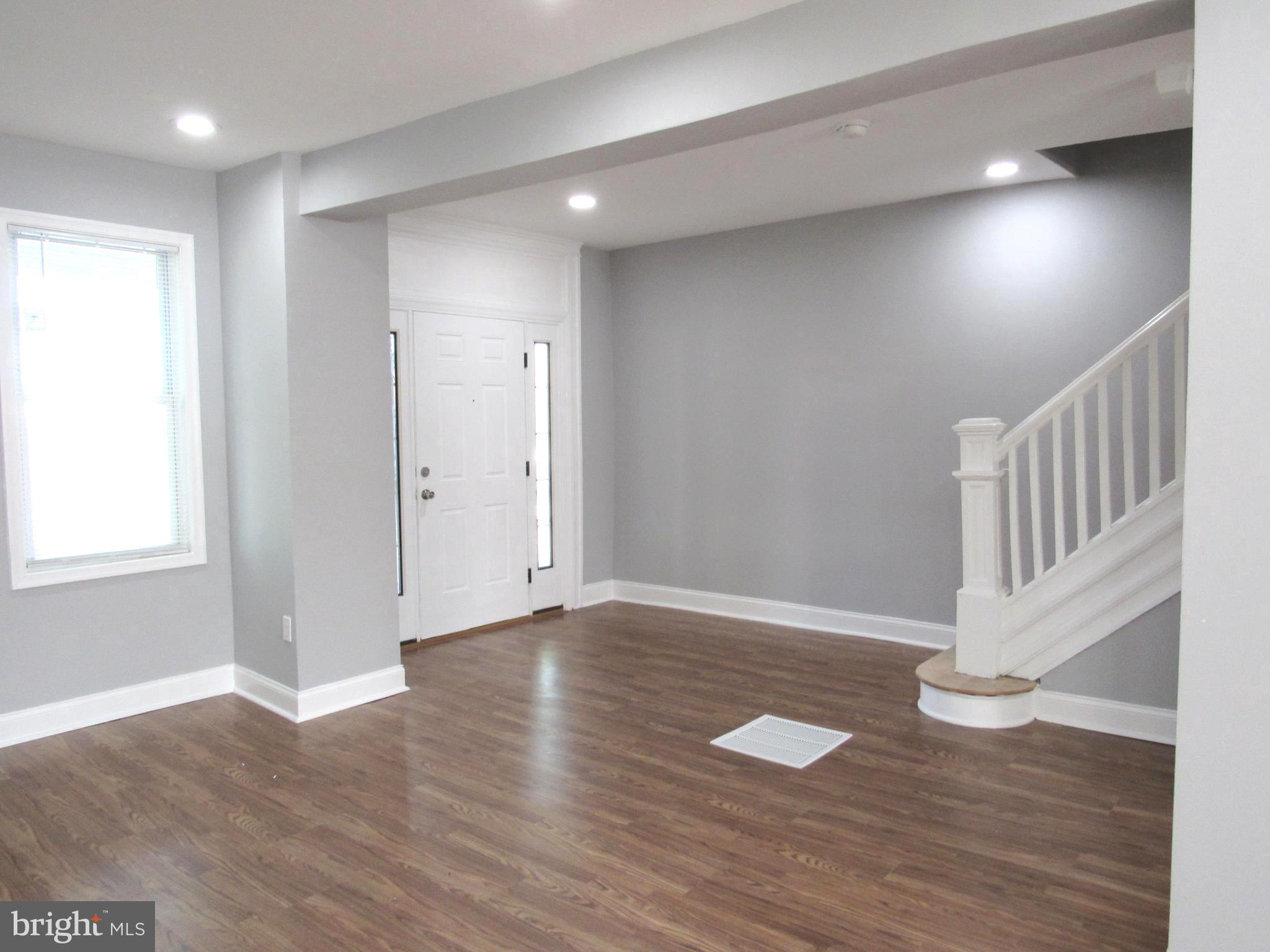 SANDTOWN-WINCHESTER - Residential