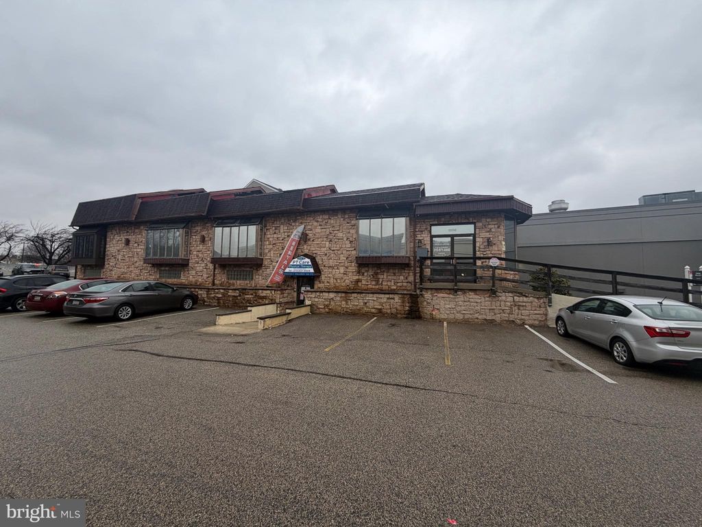 Photo of 10050 E Roosevelt Boulevard #11, PHILADELPHIA, PA 19116 (MLS # PAPH2569720)