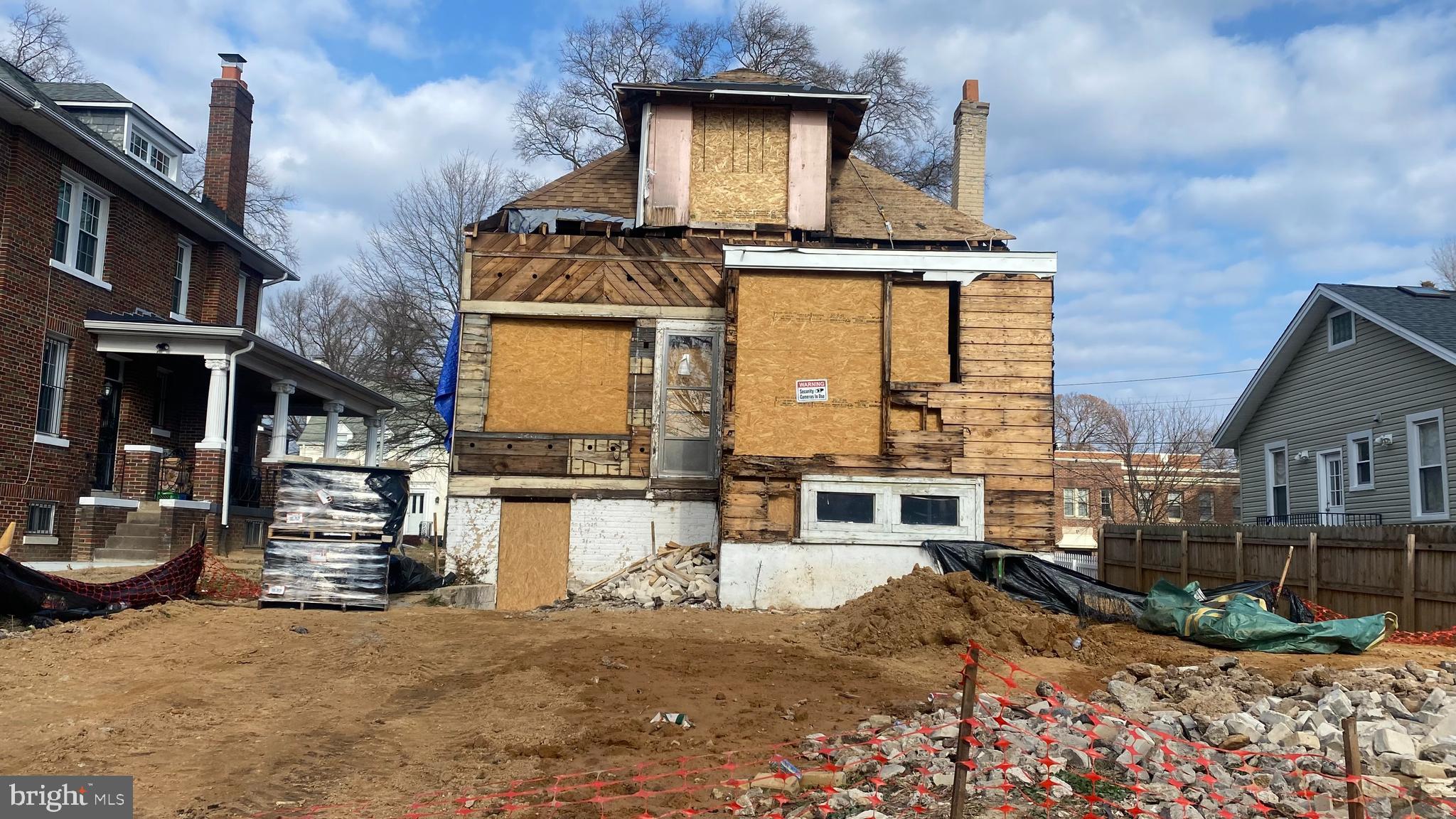 14 NICHOLSON STREET NW