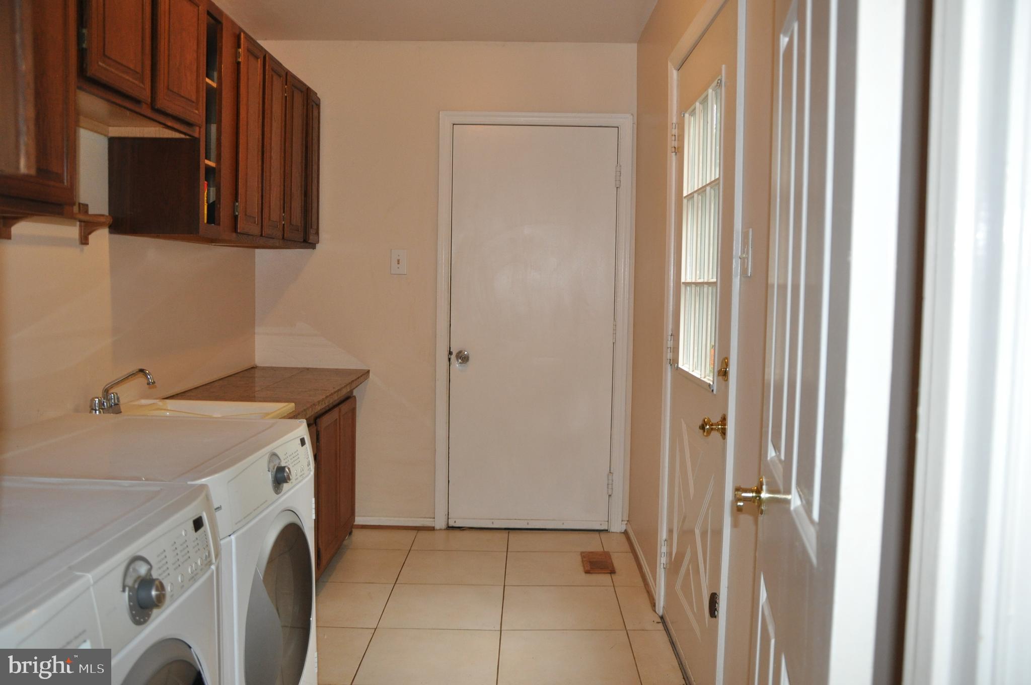 PHEASANT RUN - Residential Lease