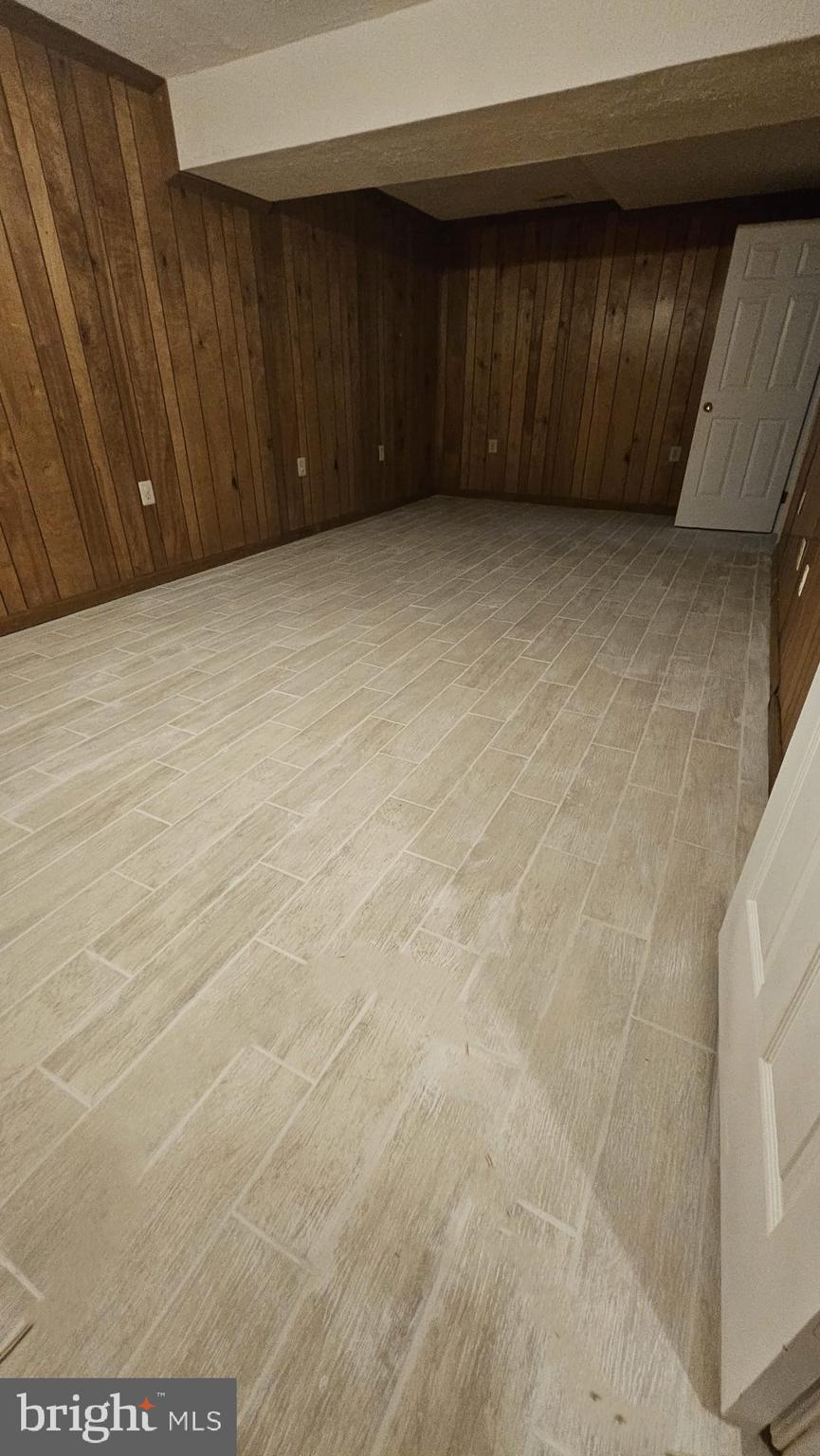 PHEASANT RUN - Residential Lease