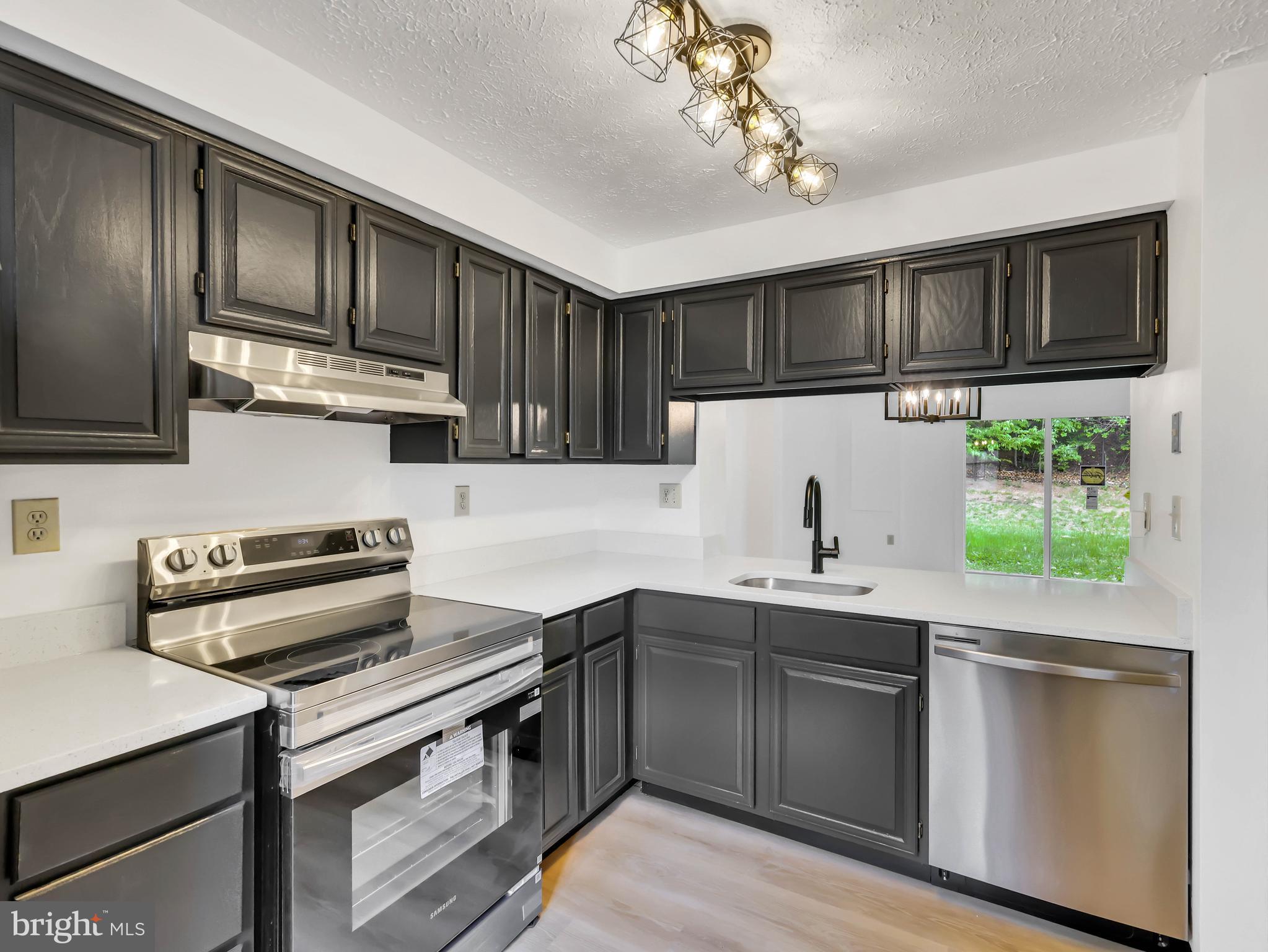 GUNNERS LAKE VILLAGE - Residential