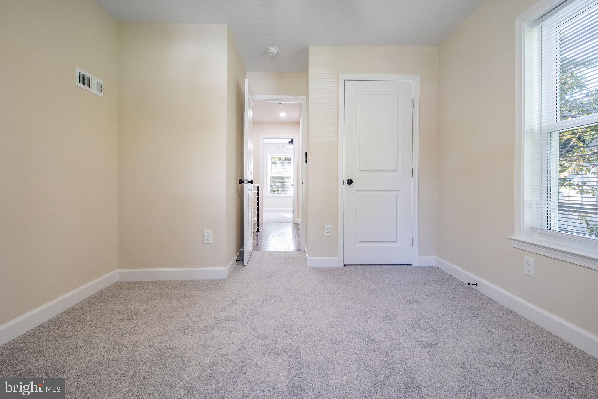 DISTRICT HEIGHTS - Residential Lease