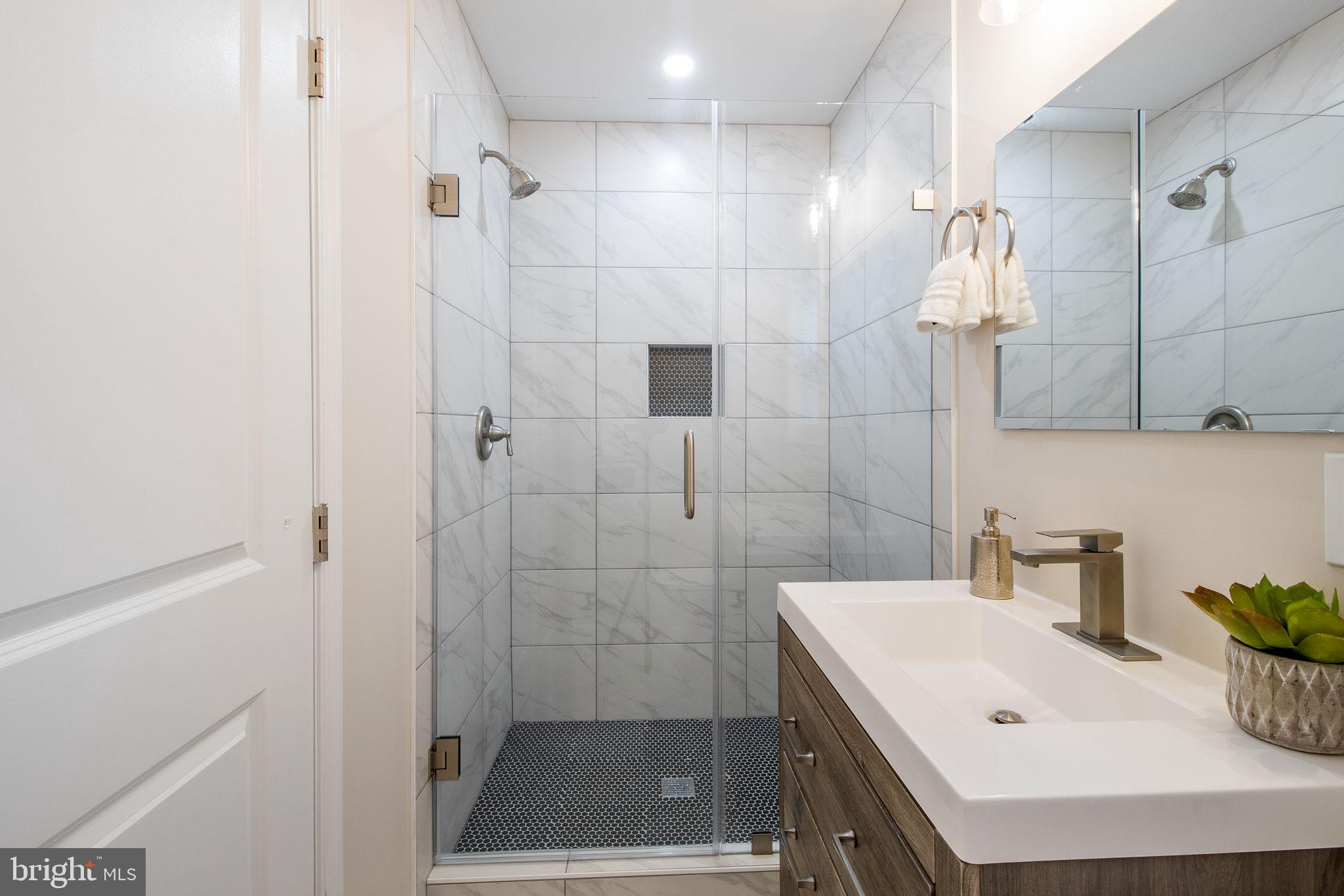 DISTRICT HEIGHTS - Residential Lease