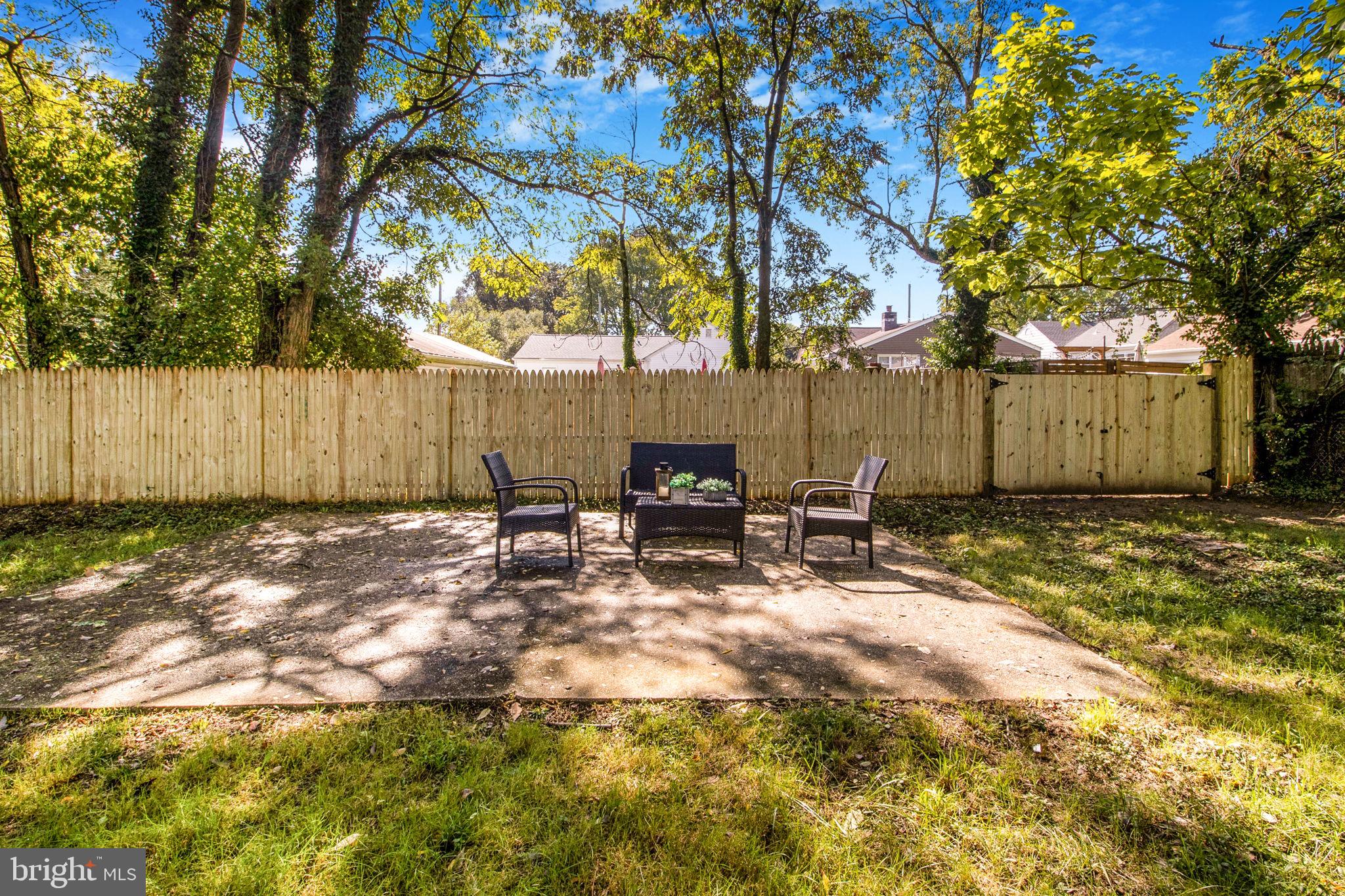 DISTRICT HEIGHTS - Residential Lease