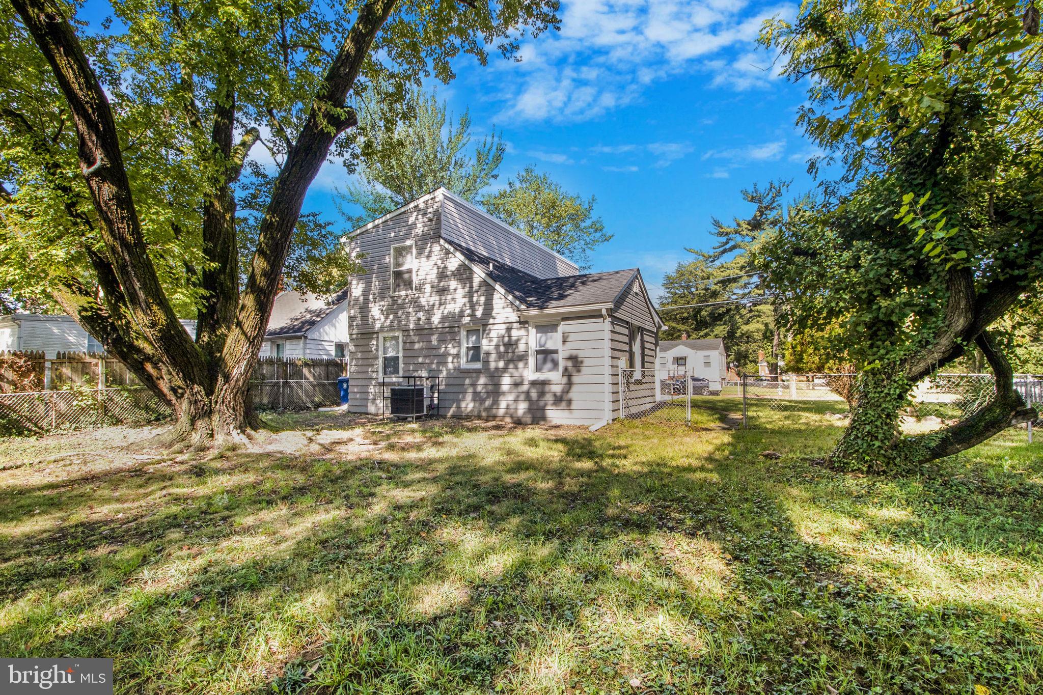 DISTRICT HEIGHTS - Residential Lease