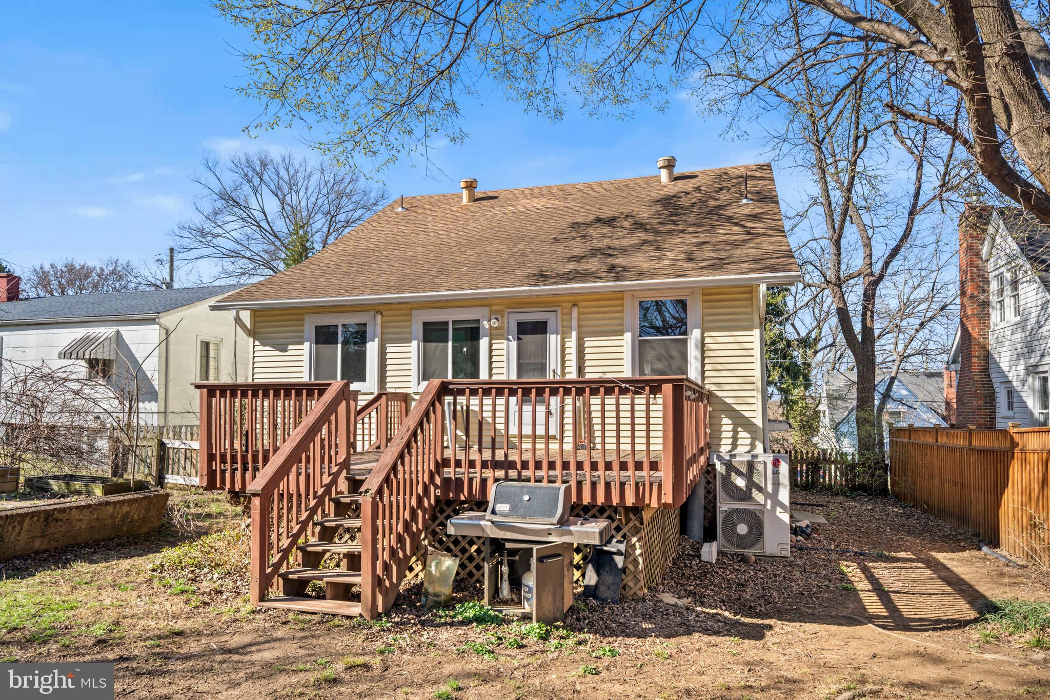 MOUNT RAINIER - Residential