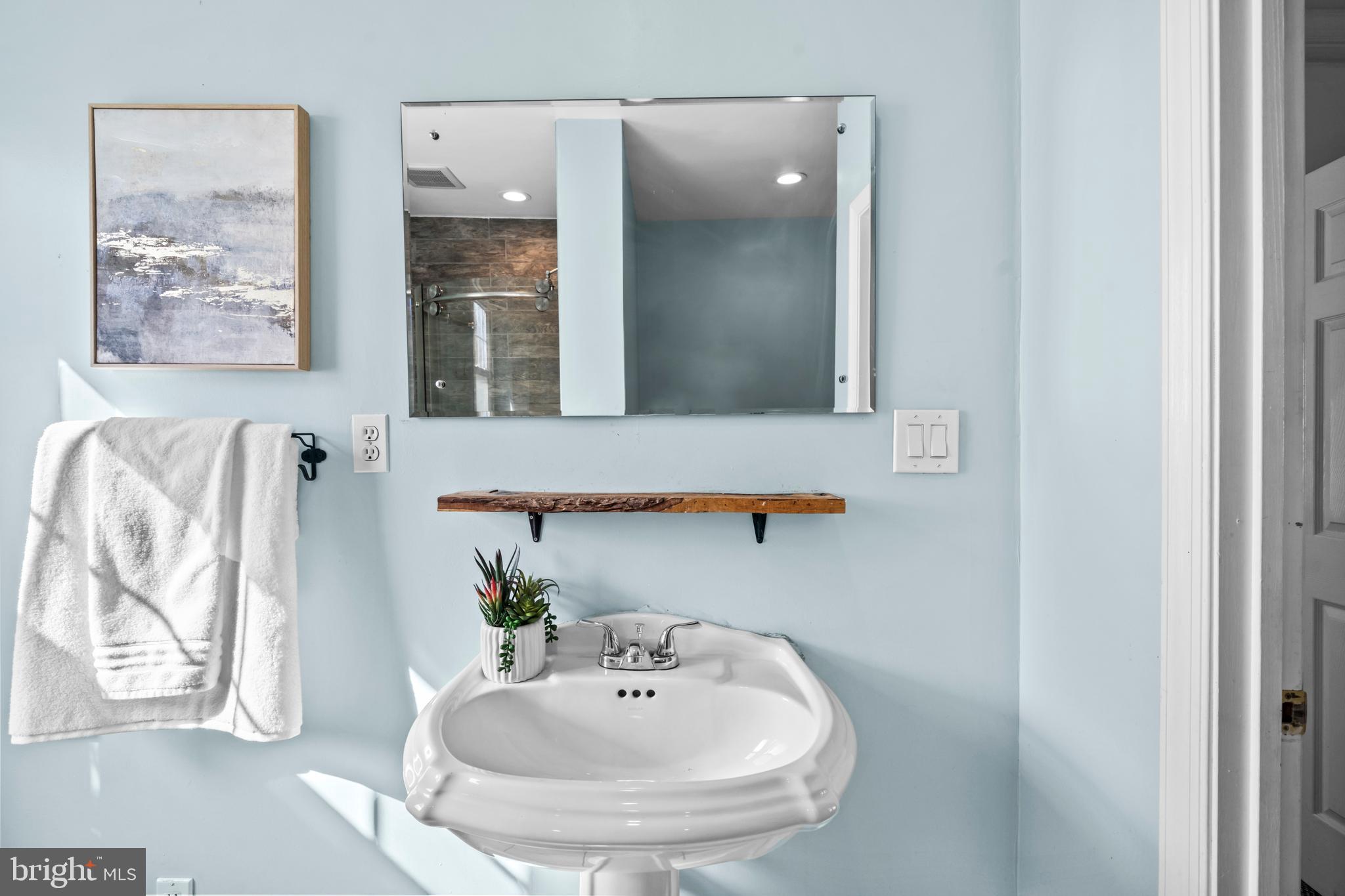 MOUNT RAINIER - Residential