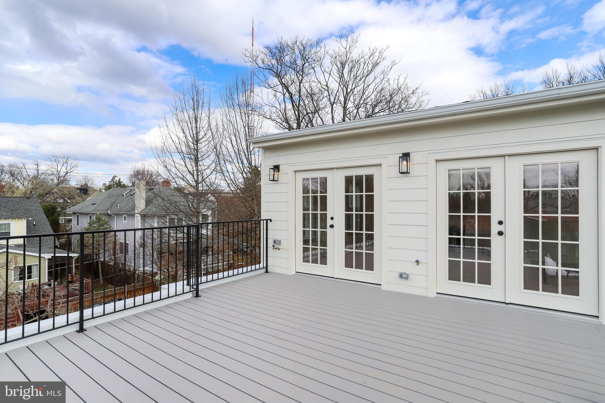 AMERICAN UNIVERSITY PARK - Residential