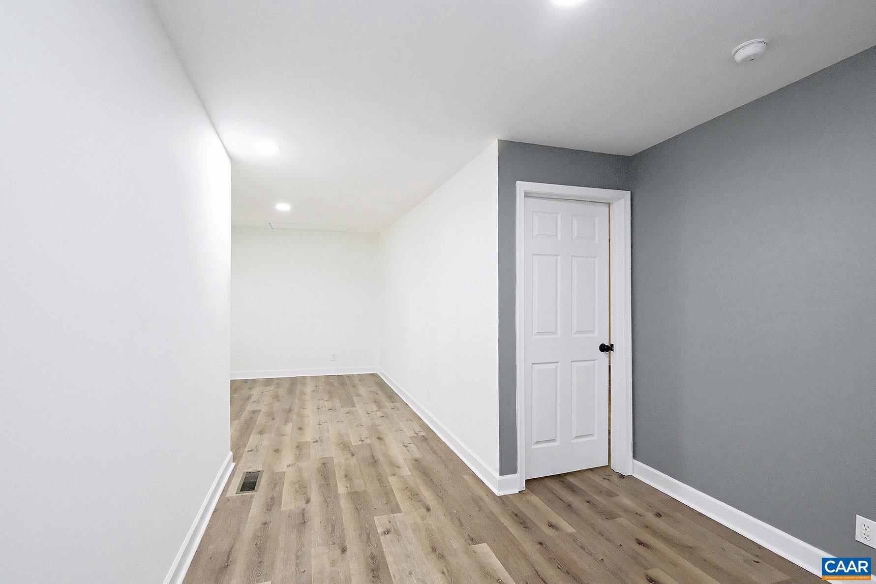 UNKNOWN - Residential Lease