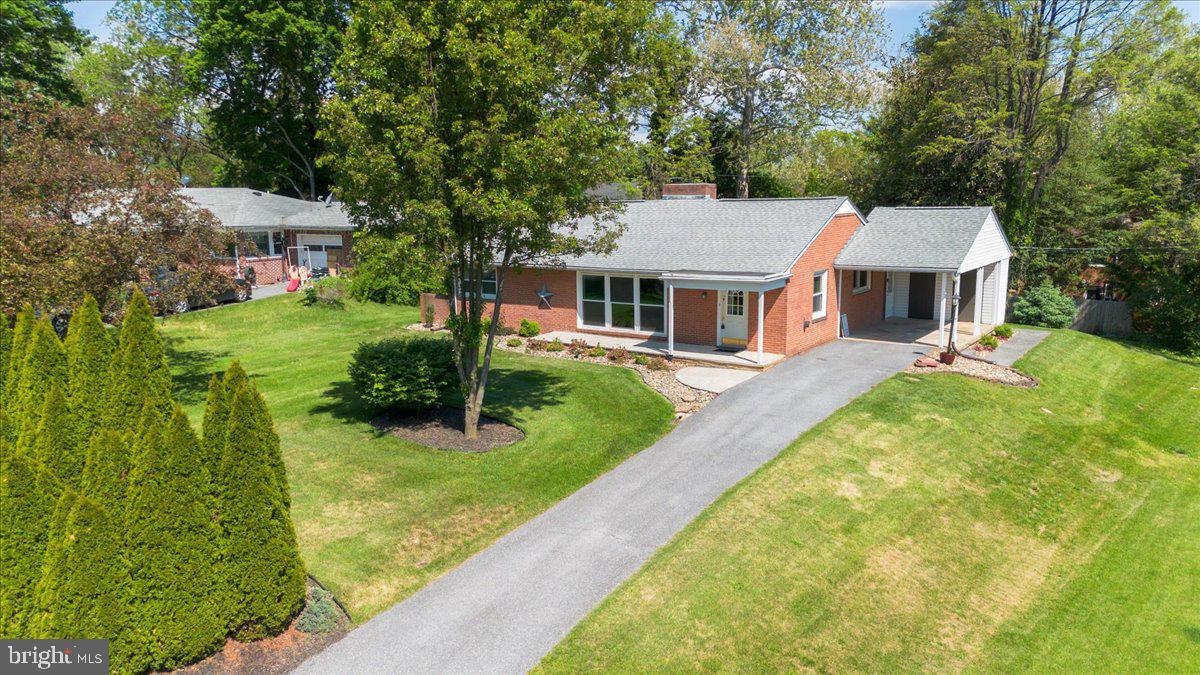 FOUNTAIN HEAD - Residential