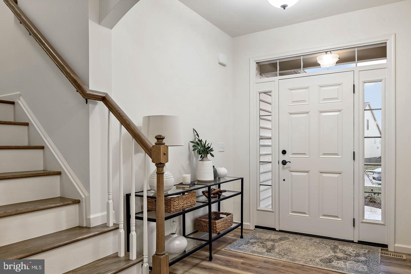 610 GREENBRIAR PATH