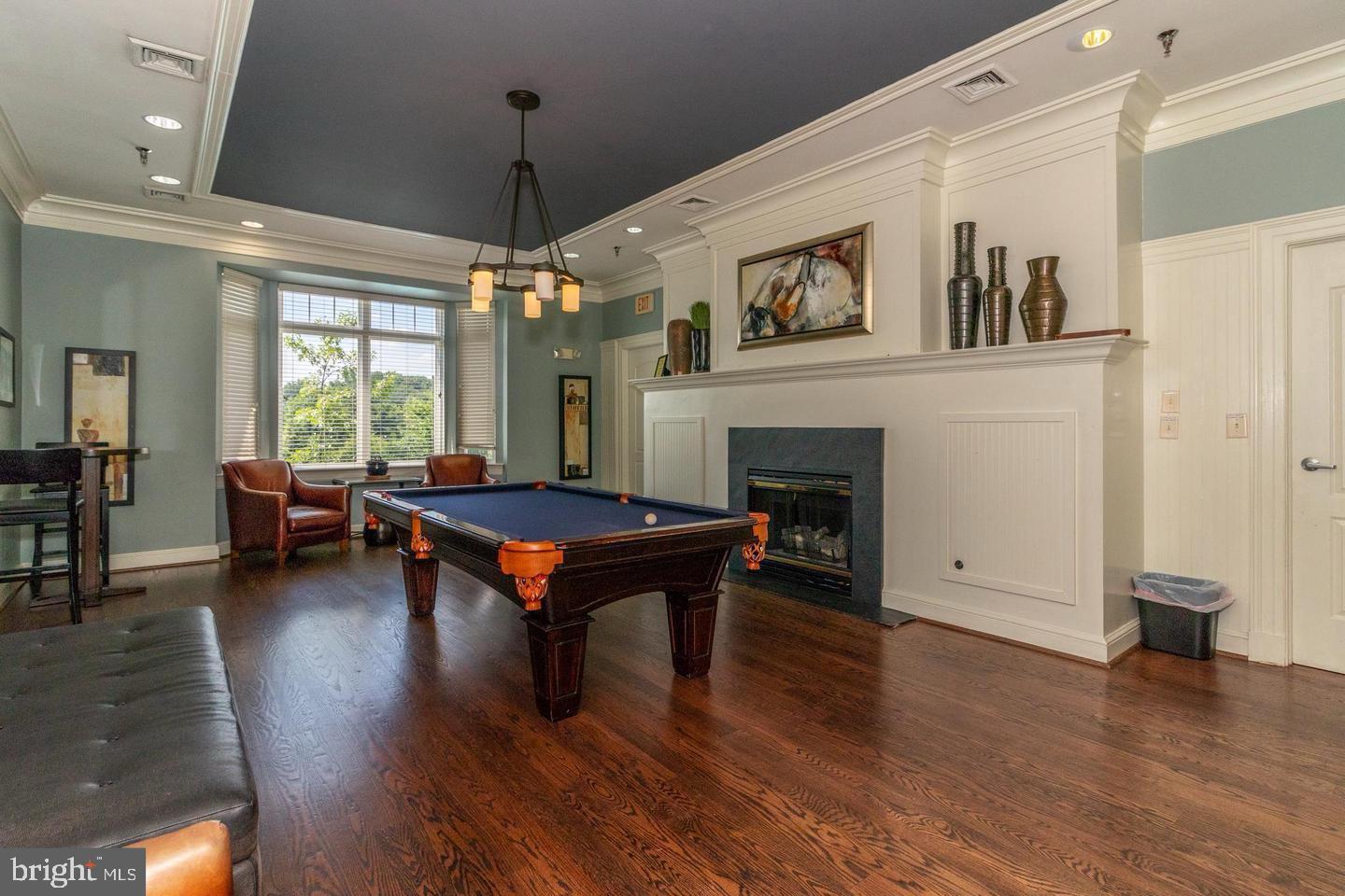 1527 GROSBEAK COURT