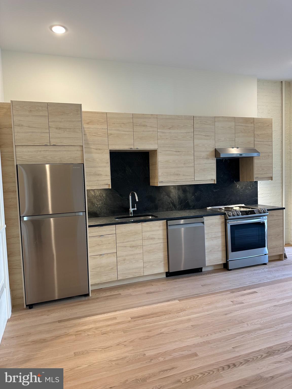 MOUNT VERNON PLACE HISTORIC DISTRICT - Residential Lease