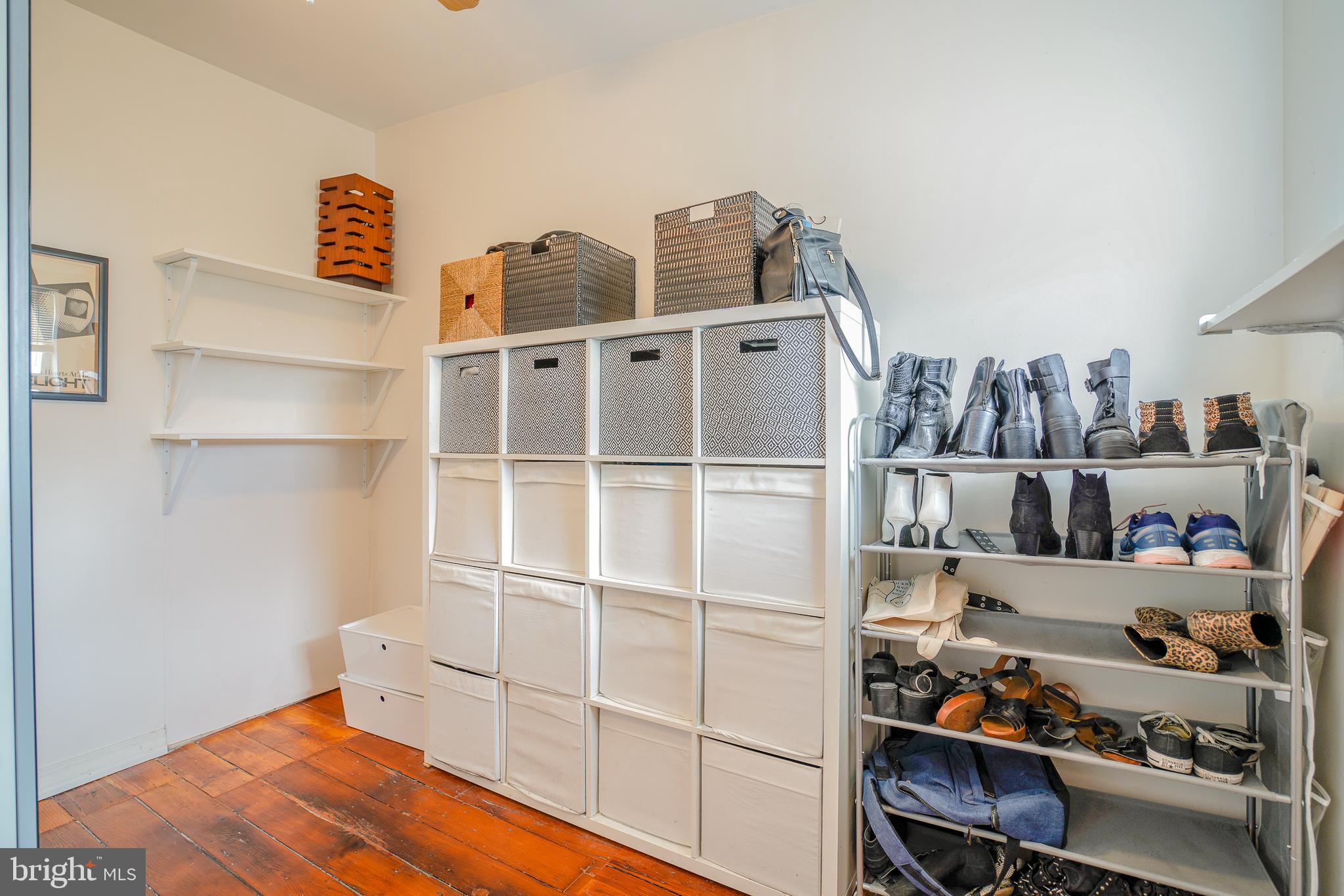 PORT RICHMOND - Residential