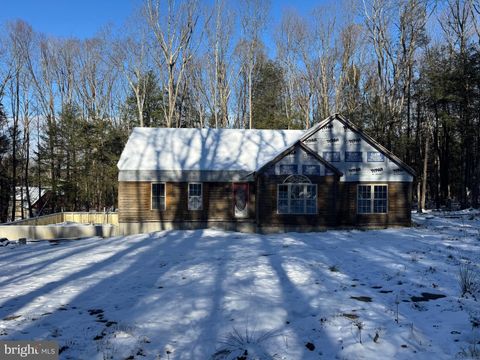 Photo of 62 Wild Turkey Court, OAKLAND, MD 21550 (MLS # MDGA2010810)