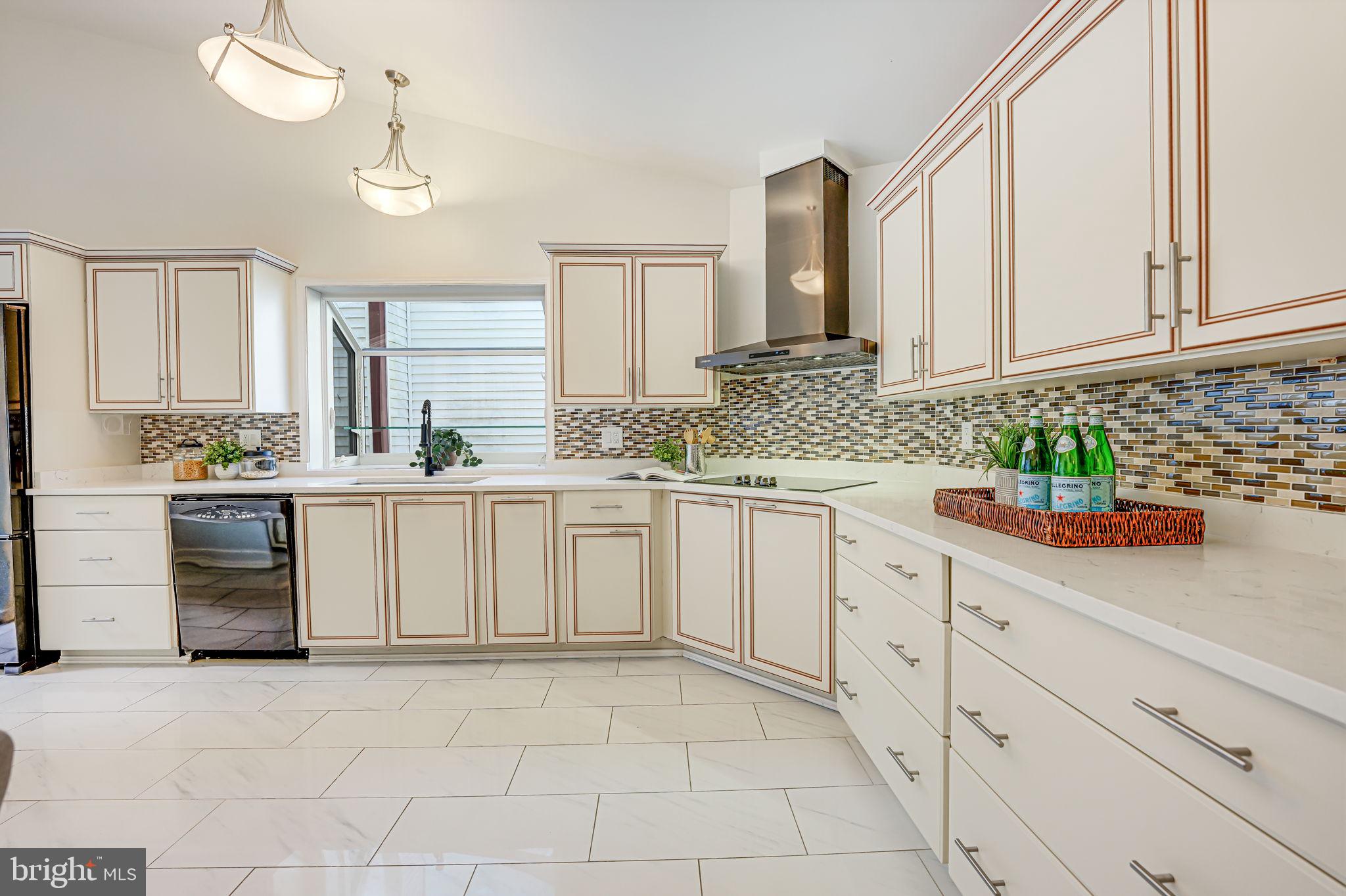 BAILIWICK - Residential