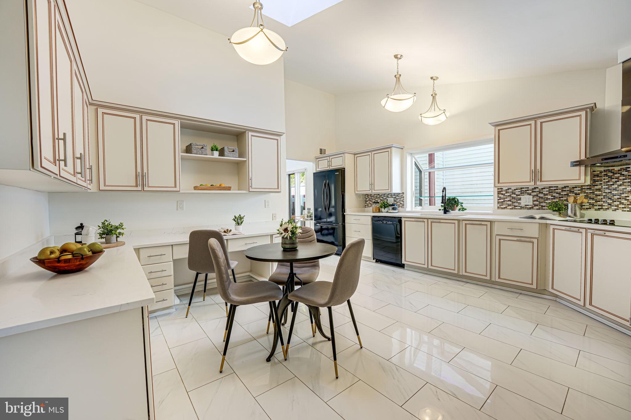 BAILIWICK - Residential