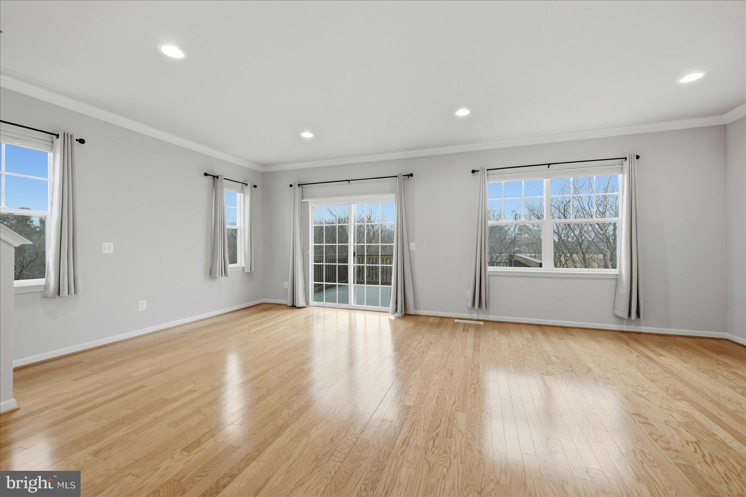 SNOWDEN BRIDGE - Residential