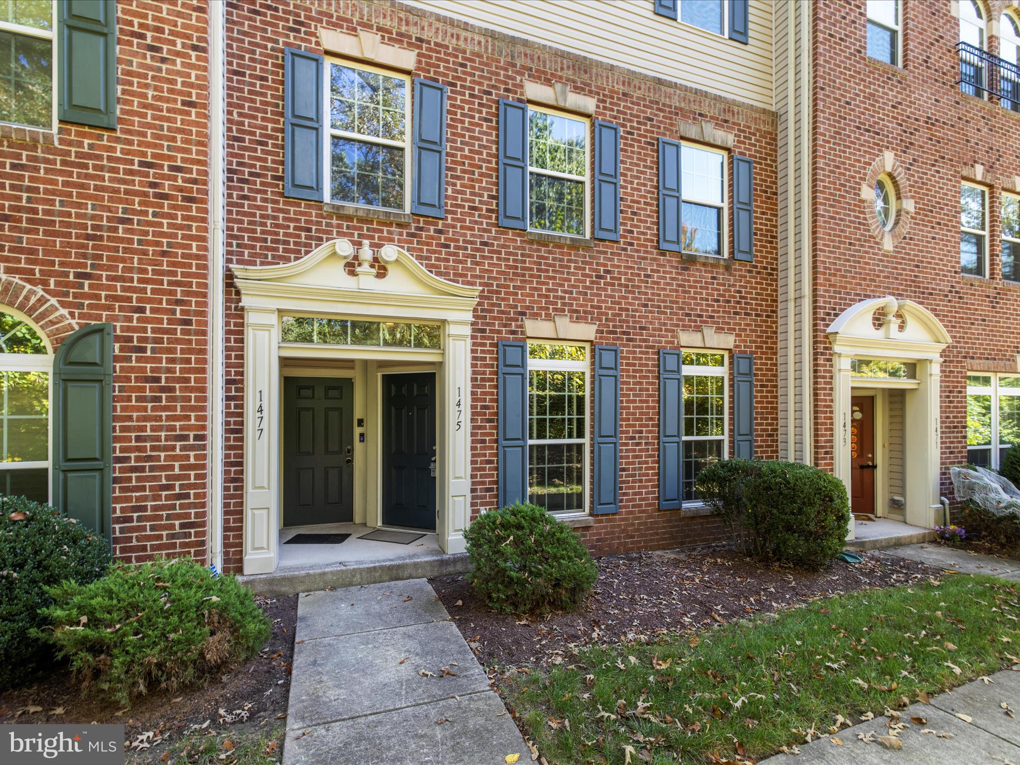 1475 BRADEN LOOP