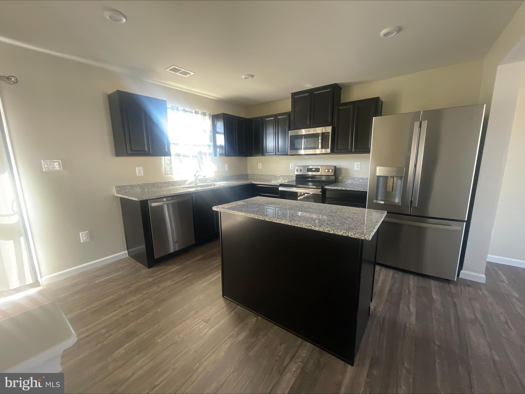 STONECREST - Residential Lease