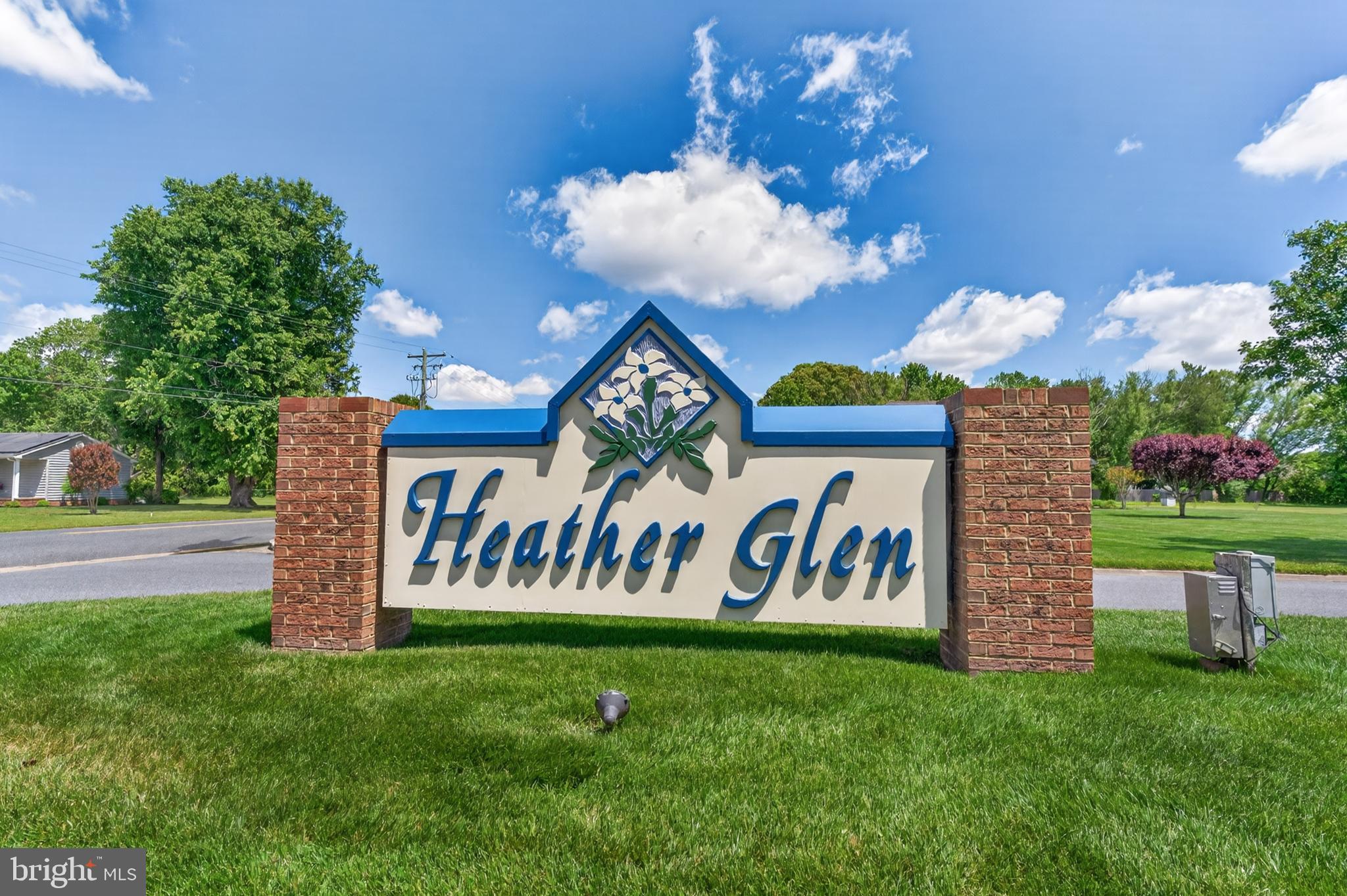 HEATHER GLEN - Residential