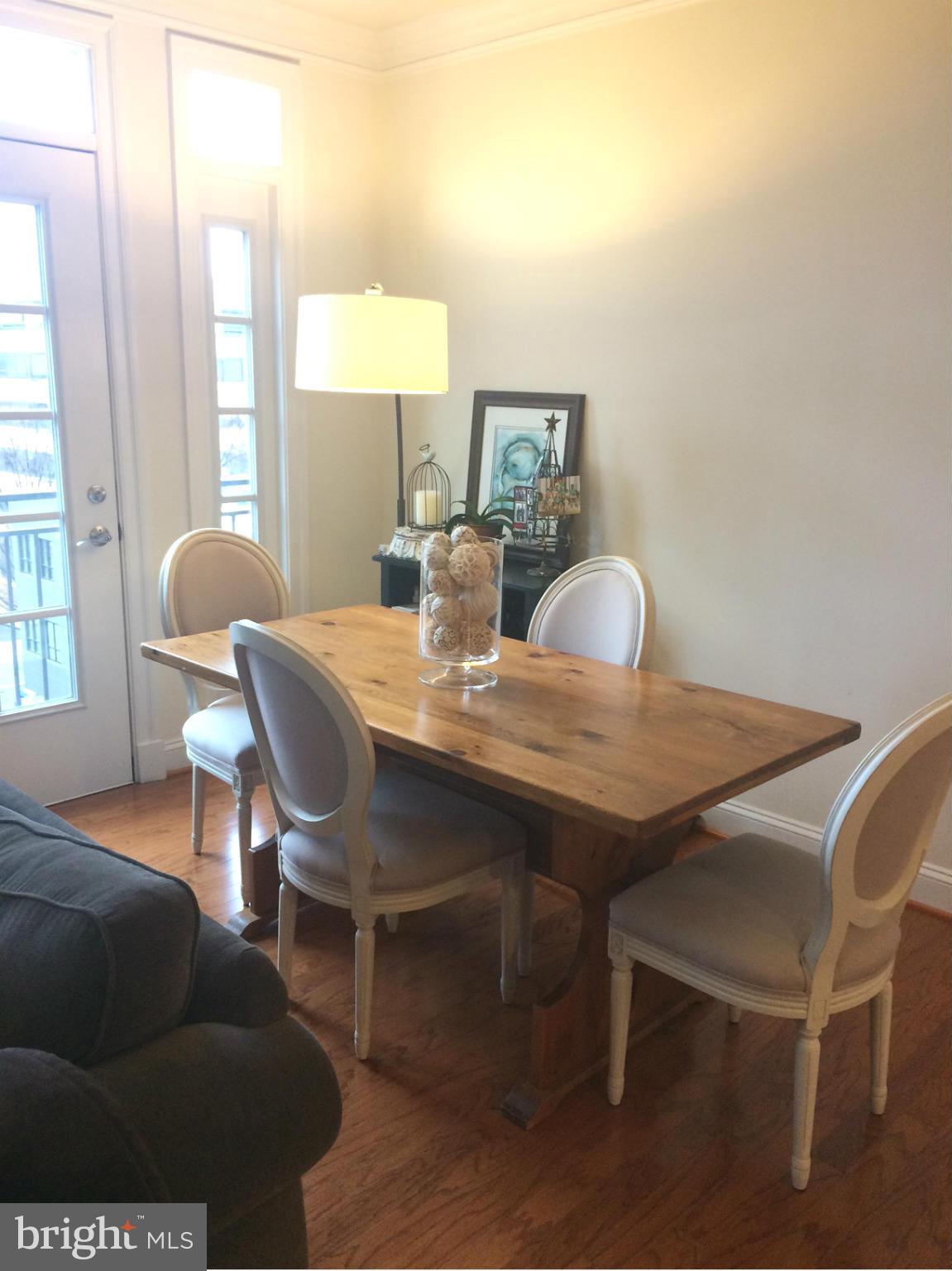 ABINGDON ROW - Residential Lease