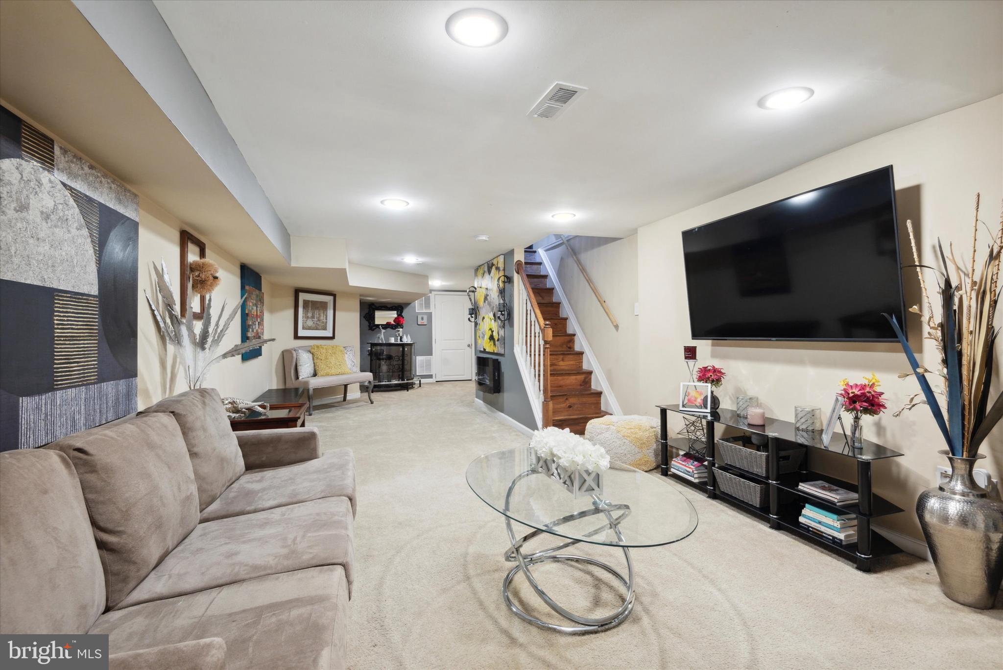 COBBS CREEK - Residential