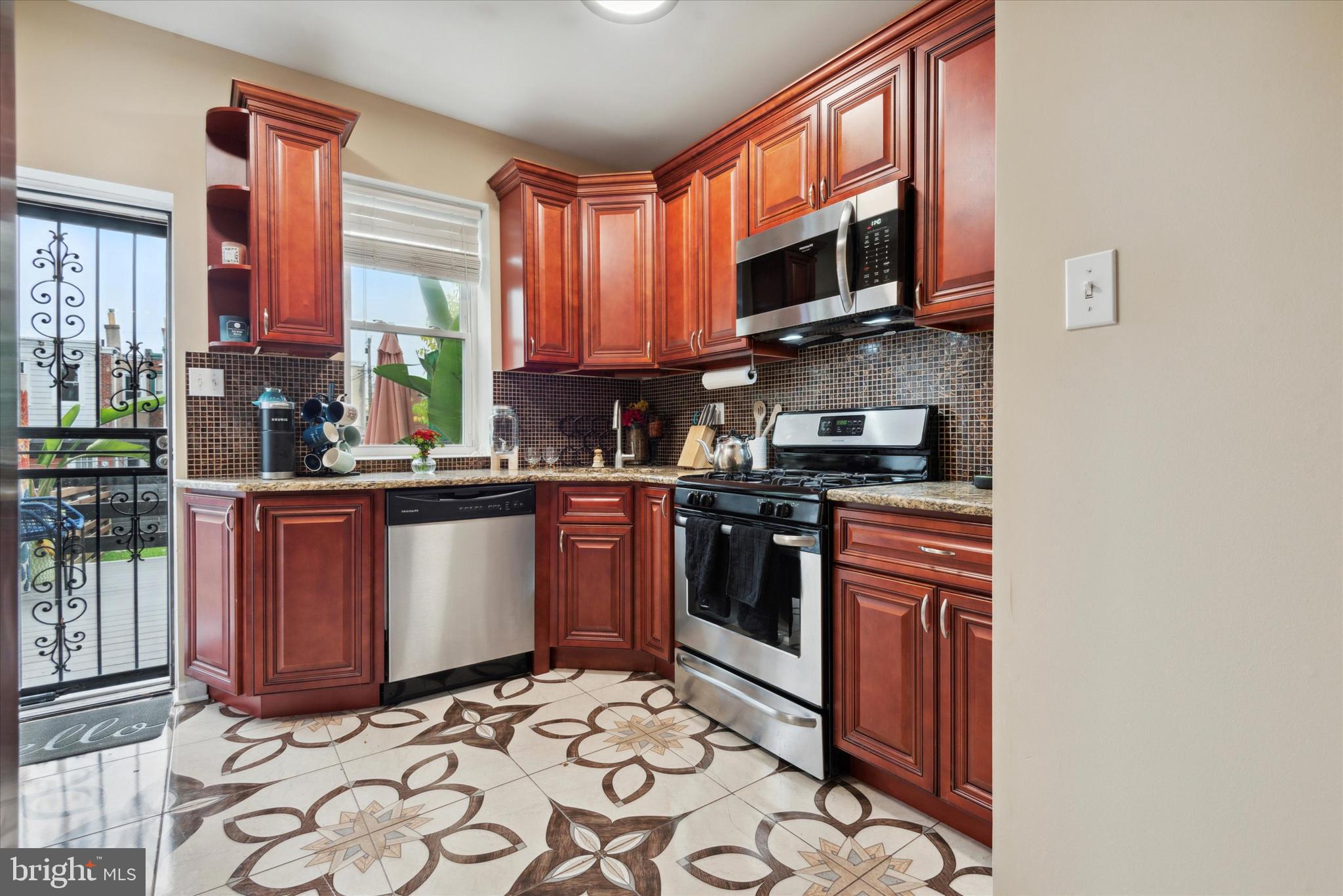 COBBS CREEK - Residential