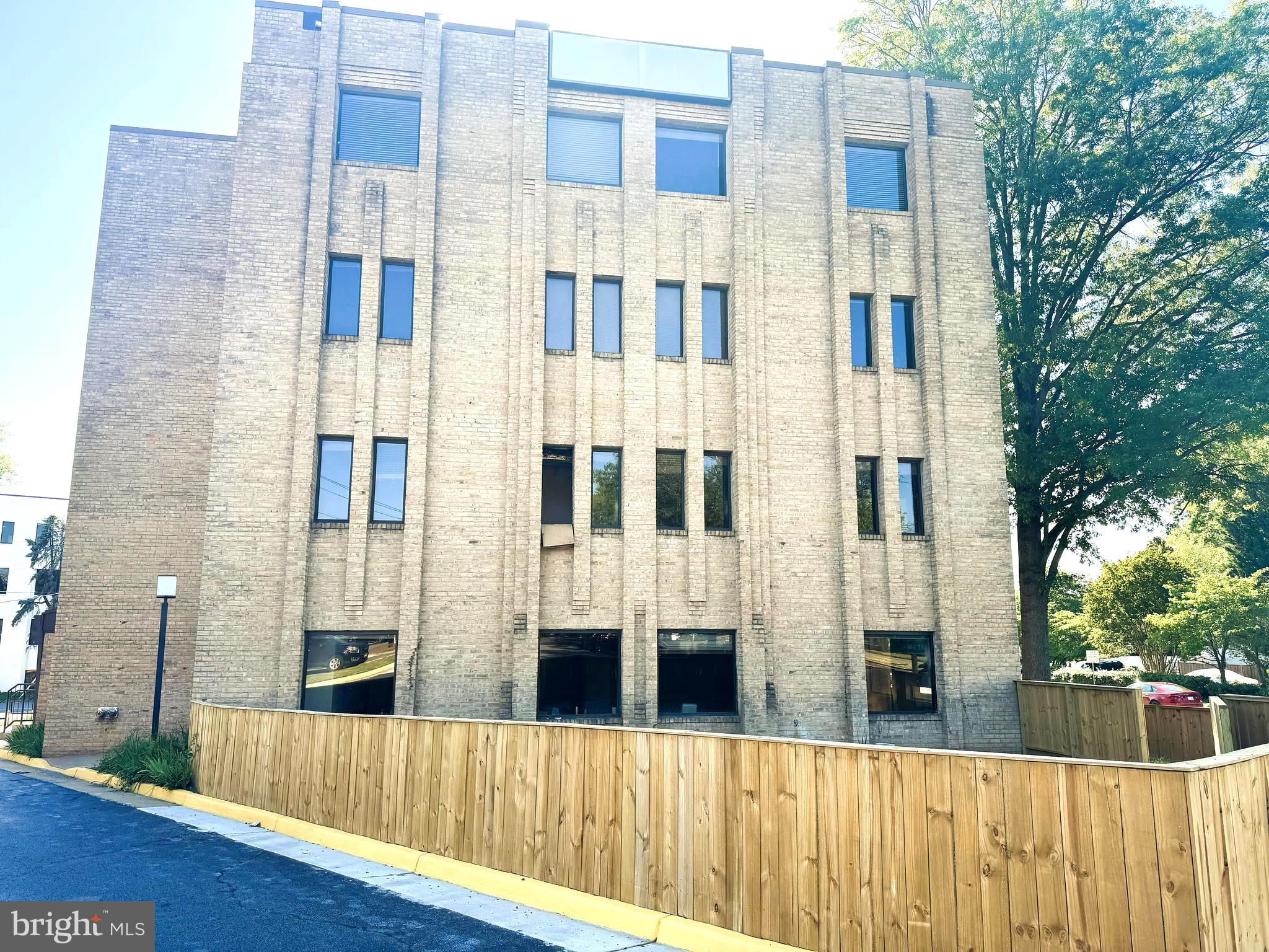 1307 DOLLEY MADISON BOULEVARD 3B