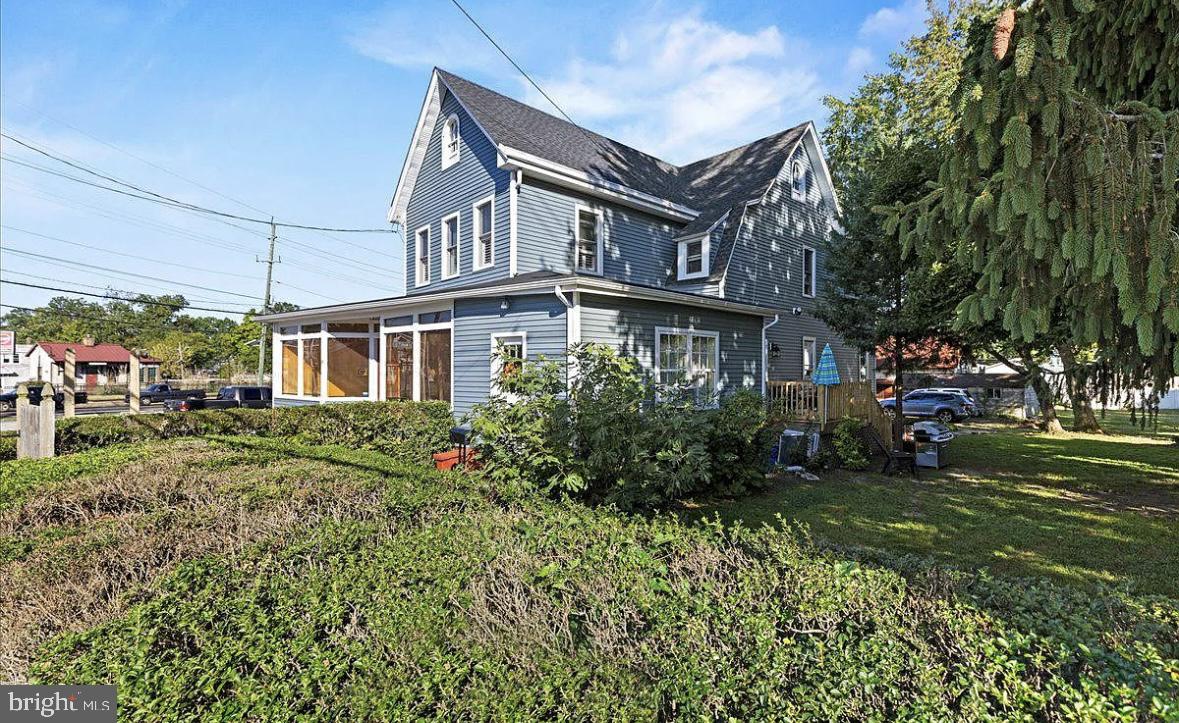 209 E EVESHAM AVENUE