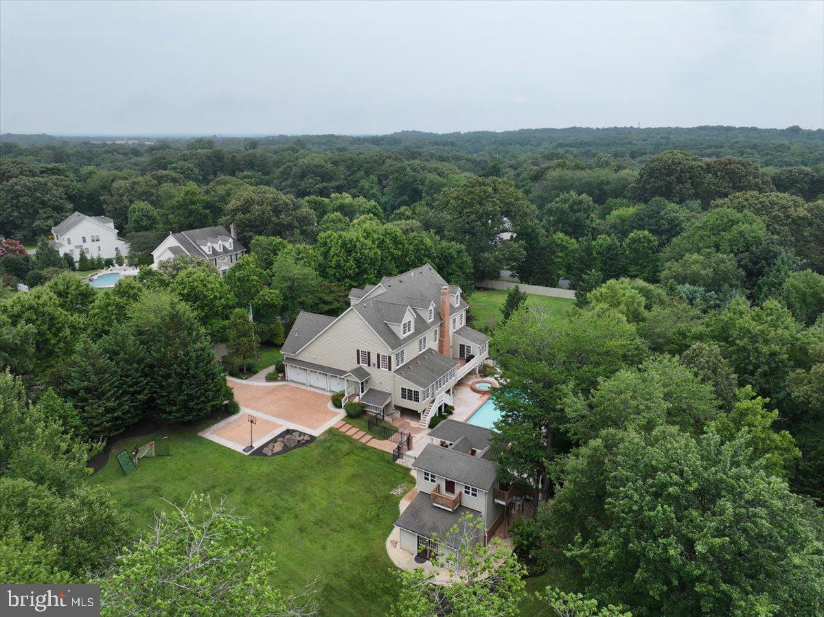 11 WALTERS WAY