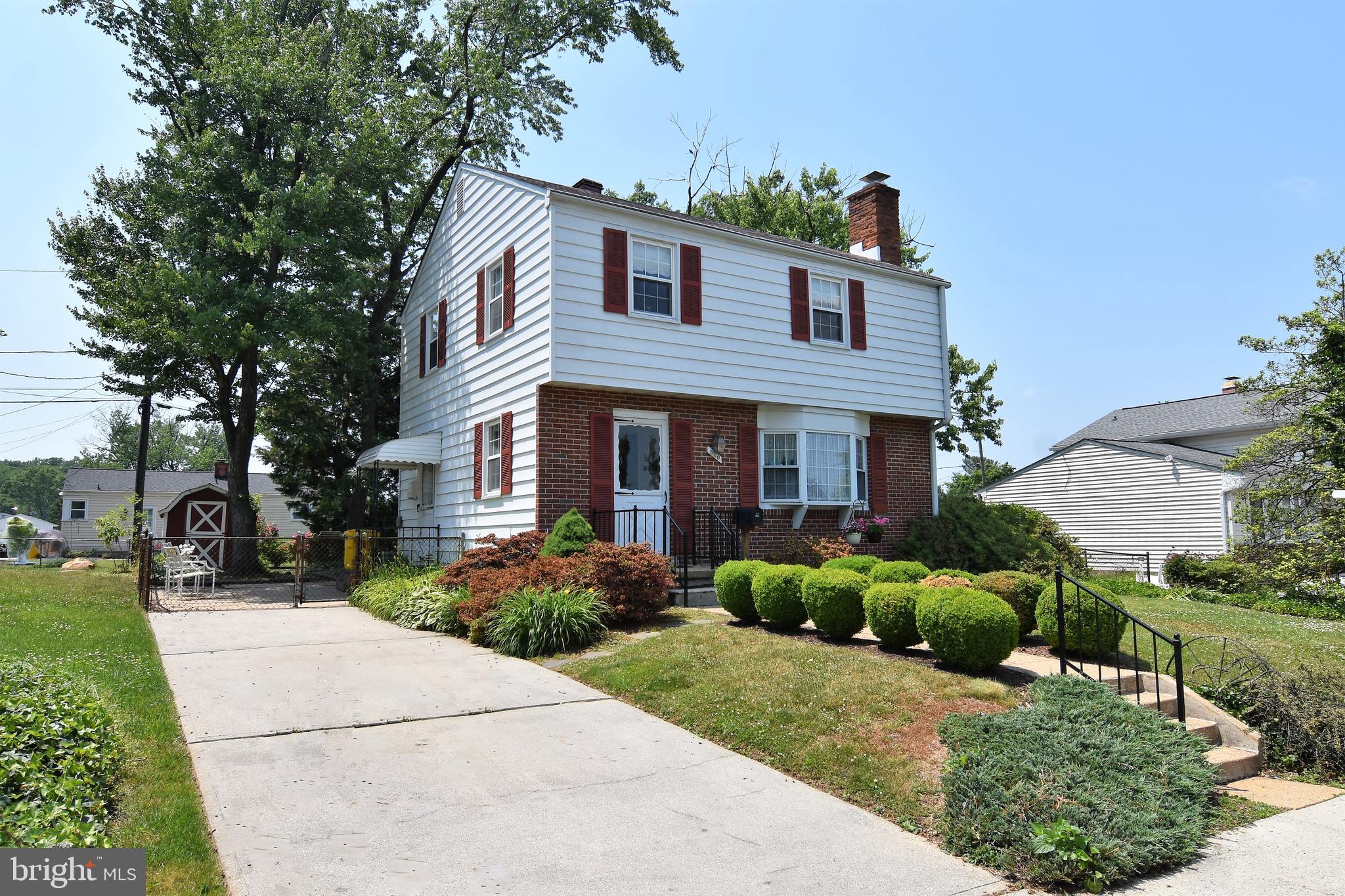 CRESTWOOD - Residential