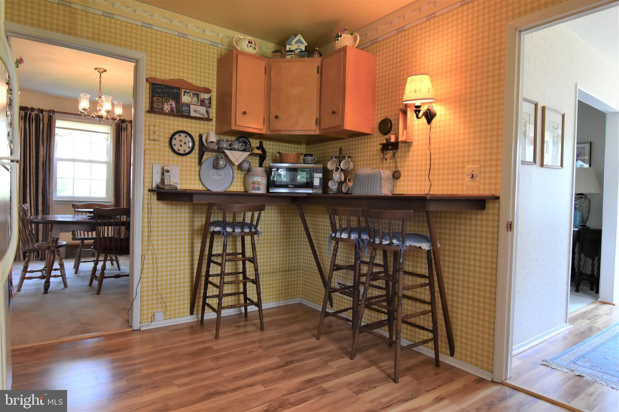 CRESTWOOD - Residential