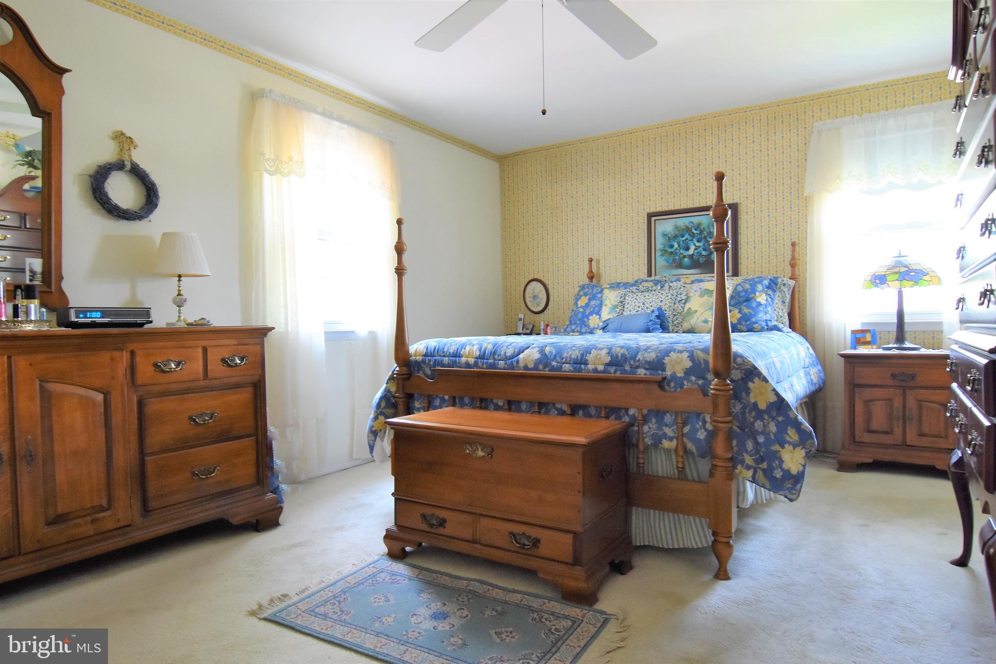 CRESTWOOD - Residential