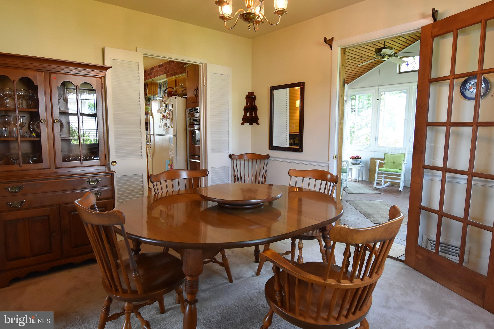 CRESTWOOD - Residential