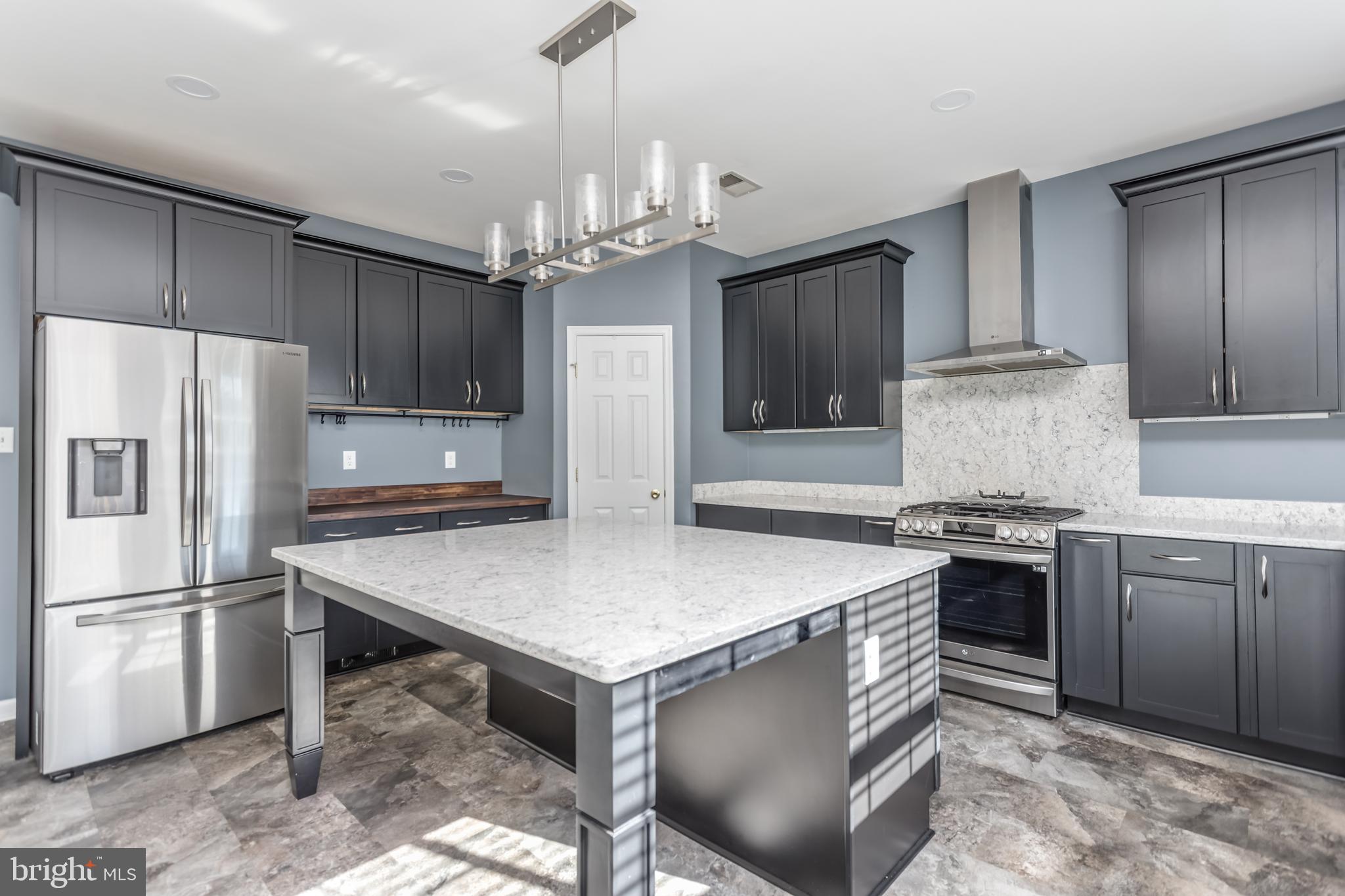 MERRIMANS CHASE - Residential