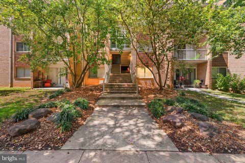 Photo of 8004 Chanute Place #3, FALLS CHURCH, VA 22042 (MLS # VAFX2335950)