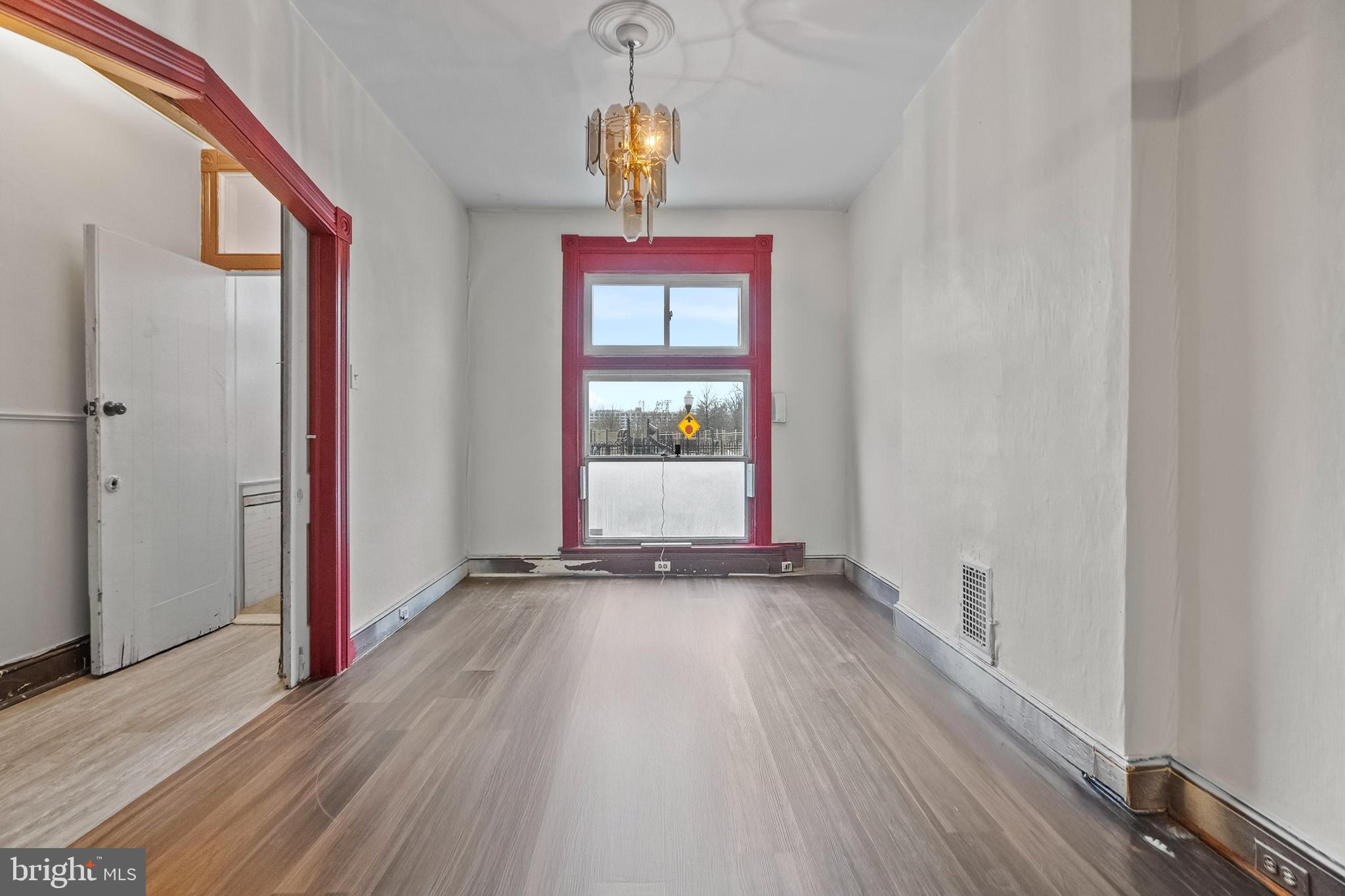 WASHINGTON VILLAGE - Residential