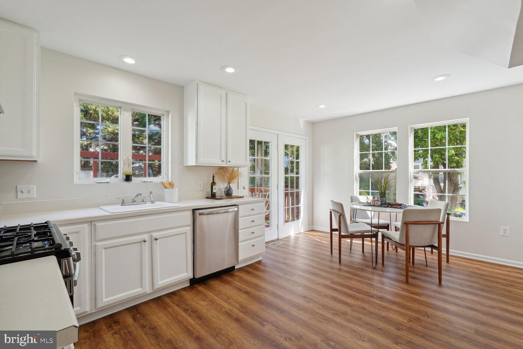 GLENMONT HILLS - Residential