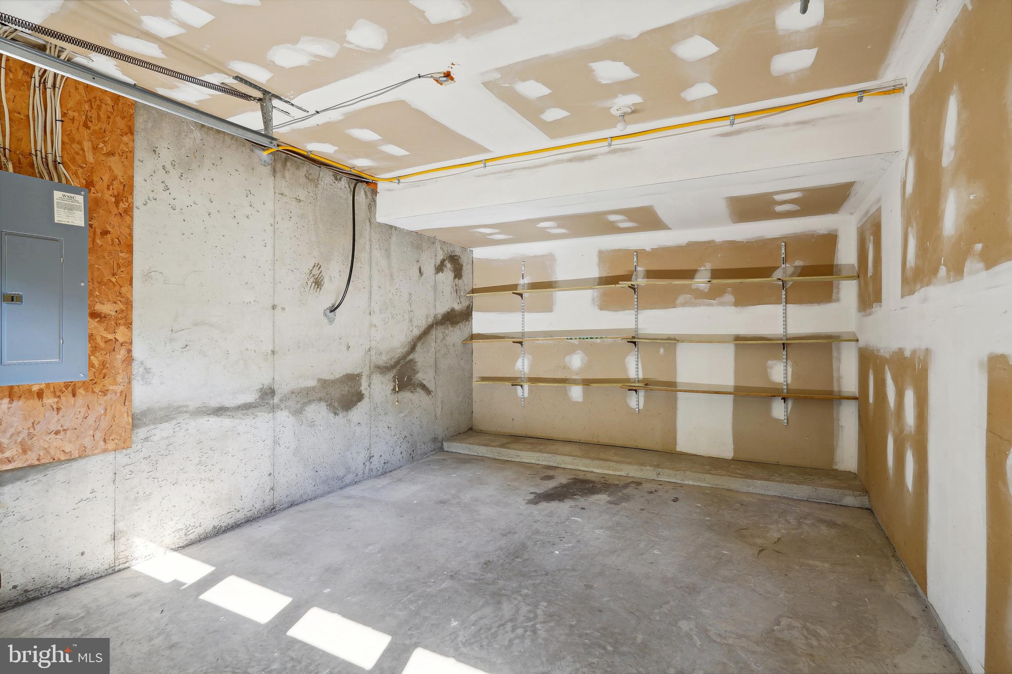 GLENMONT HILLS - Residential