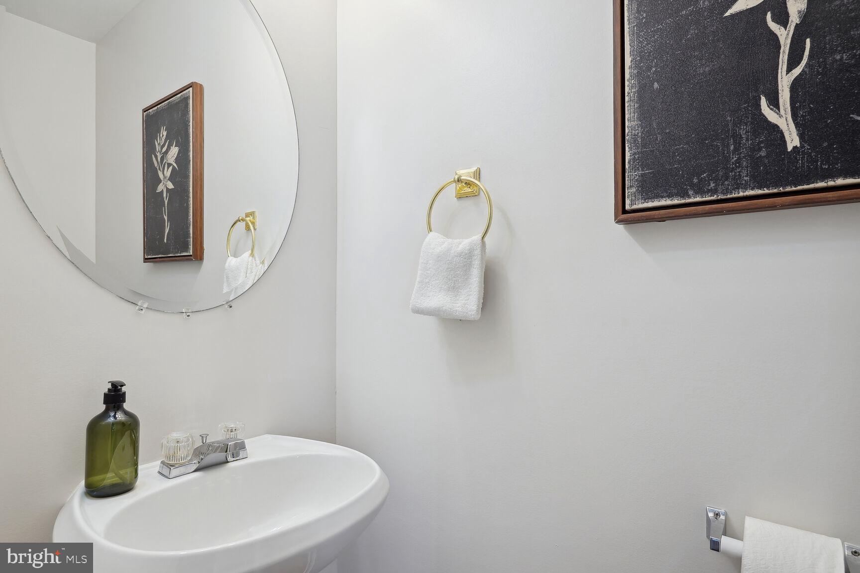 GLENMONT HILLS - Residential